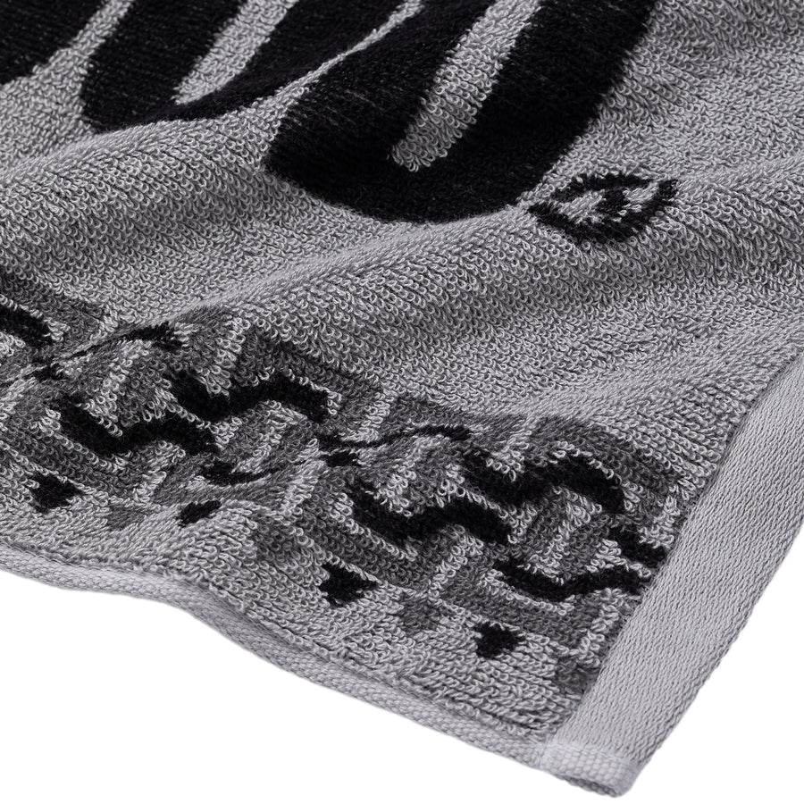 Neighborhood Geometric Pattern Towel Gray  251FTNH-AC02
