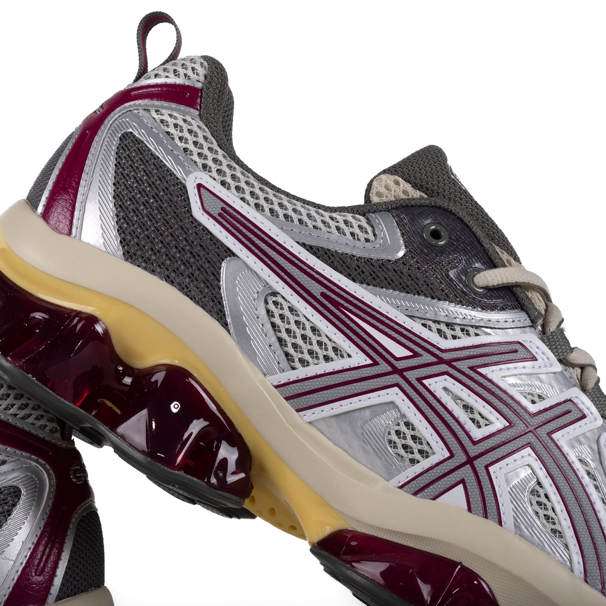 Asics Gel-Quantum Kinetic Cream/Dried Berry 1203A270.103