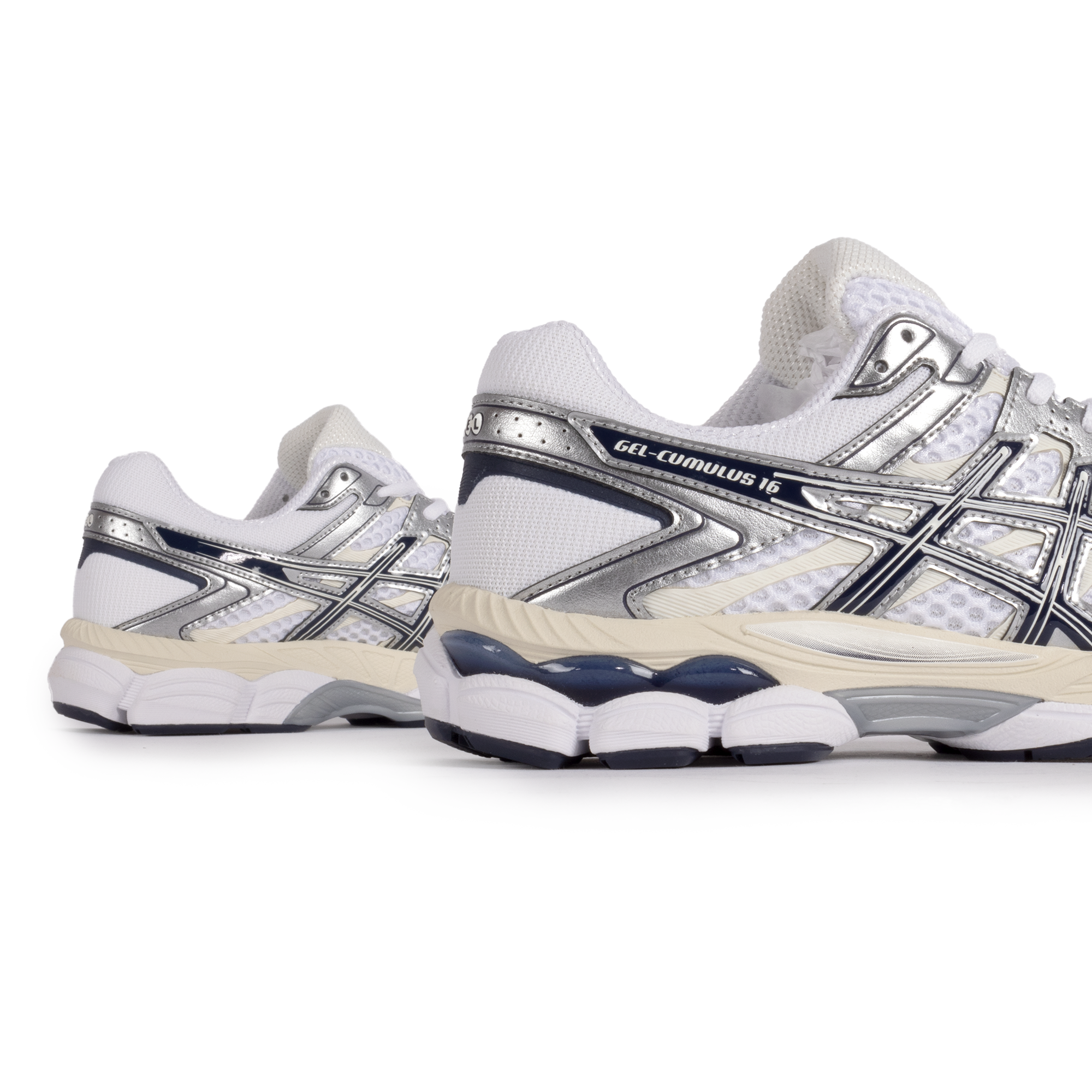 Asics Gel-Cumulus 16 White/Midnight 1203A733.103