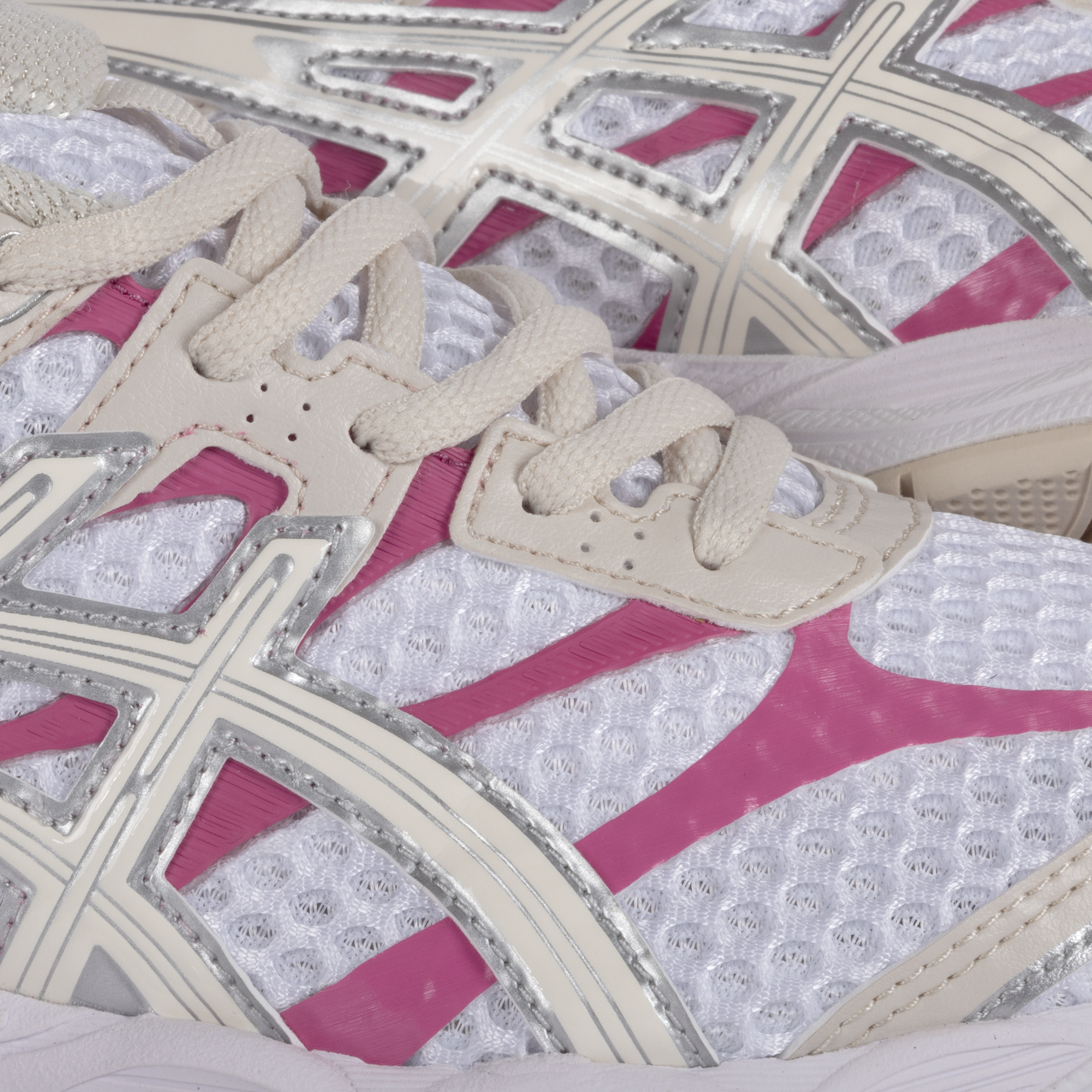 Asics Gel-Cumulus 16 White/Cream 1203A733.108