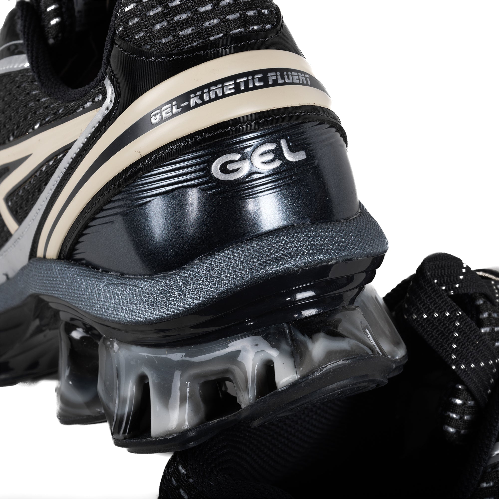 Asics US6-S GEL-KINETIC FLUENT Black/Vanilla 1203A748.001