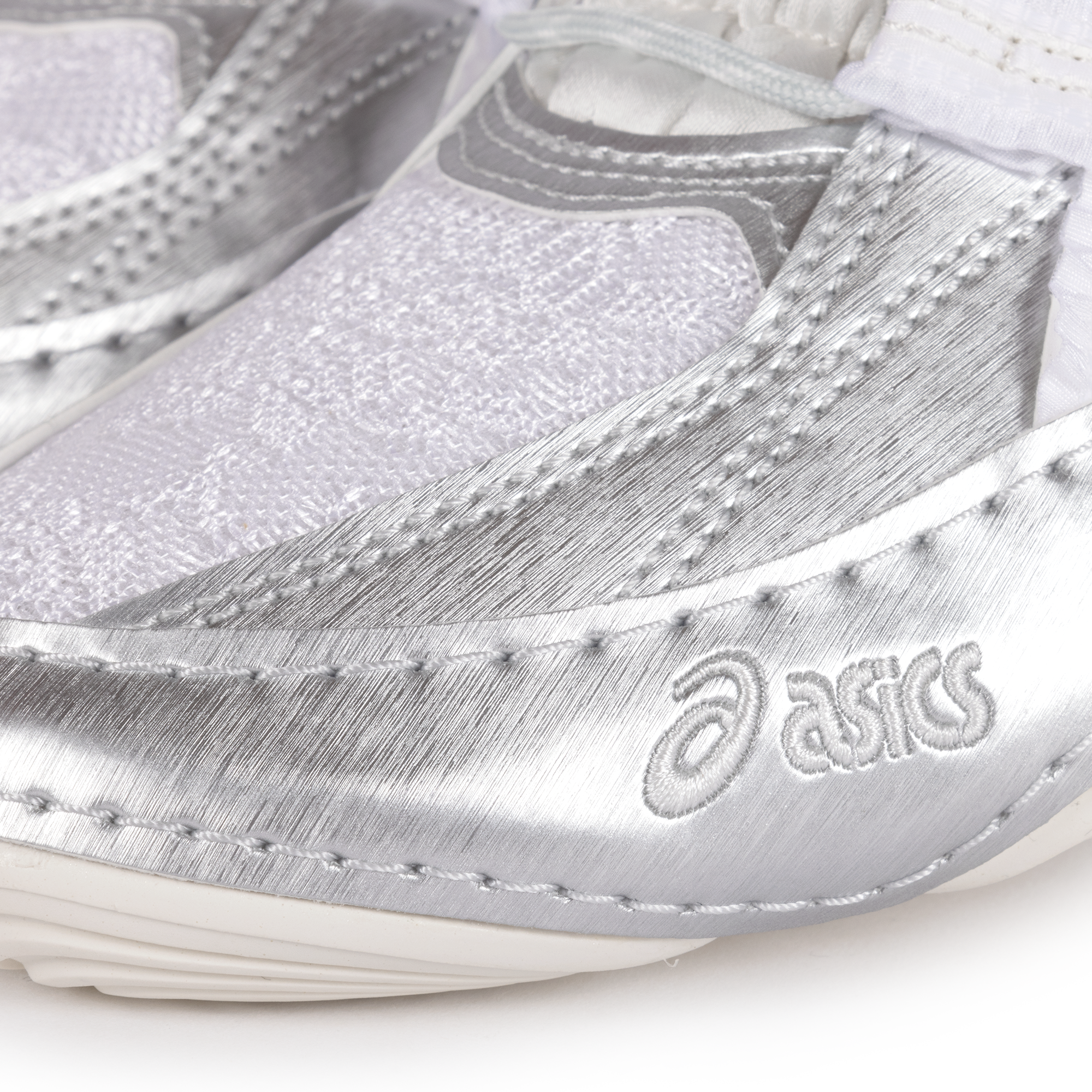 Asics x Empty Behaviour Hypersync White/Pure Silver 1203B146.100
