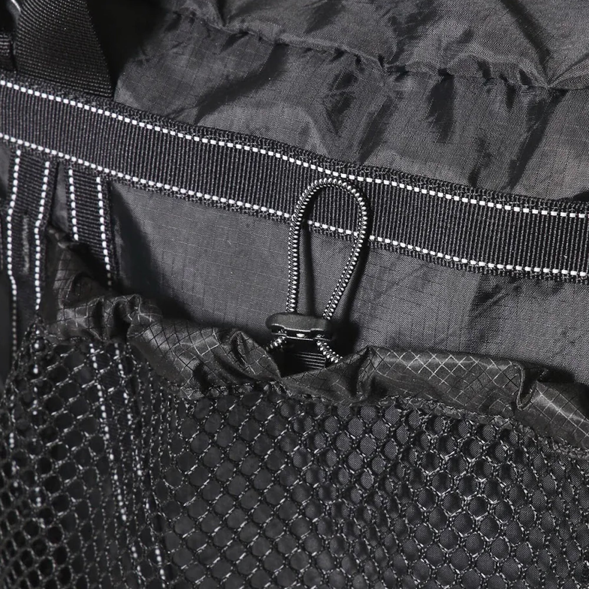 and Wander Ecopak 30L 3-Way Tote Bag Black