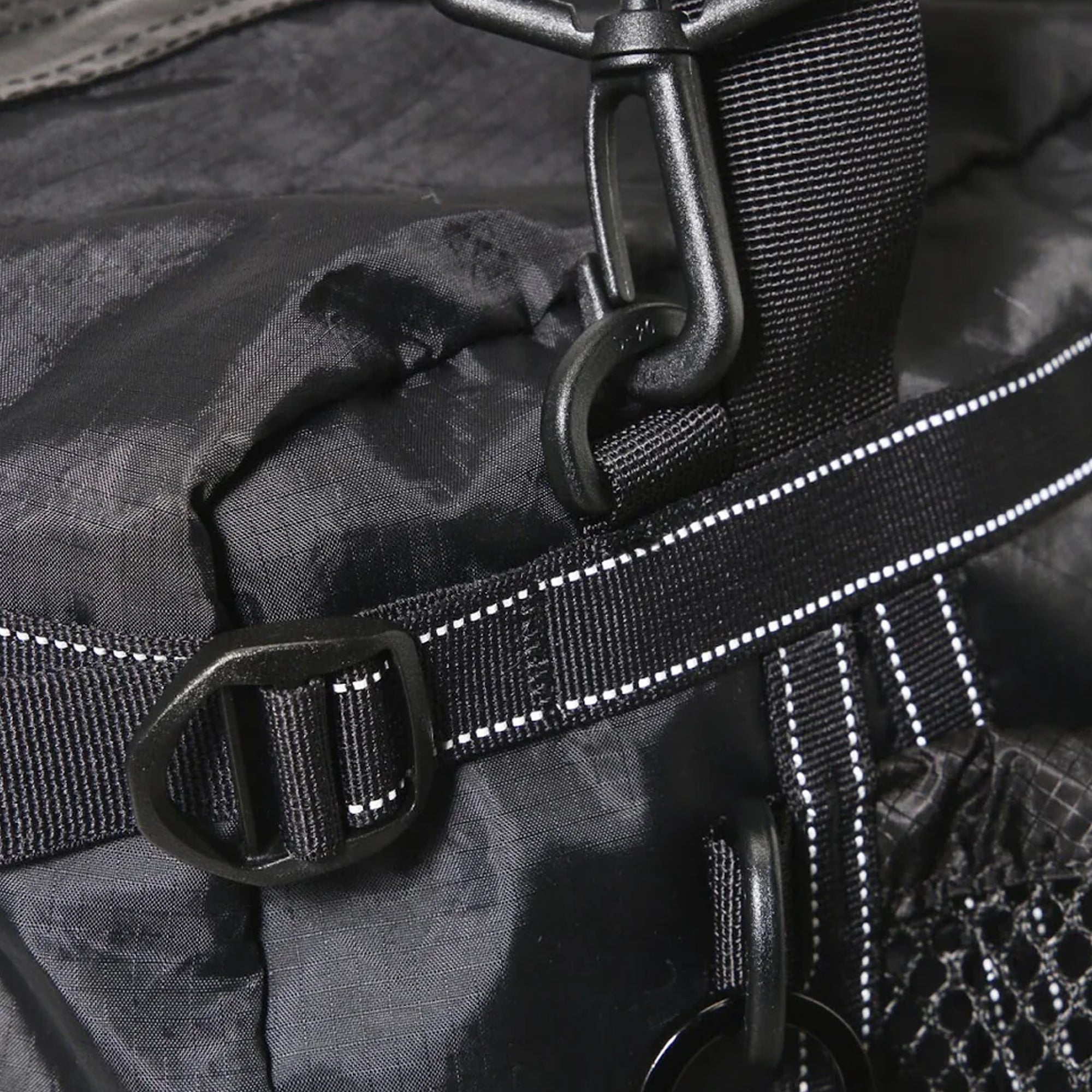 and Wander Ecopak 30L 3-Way Tote Bag Black