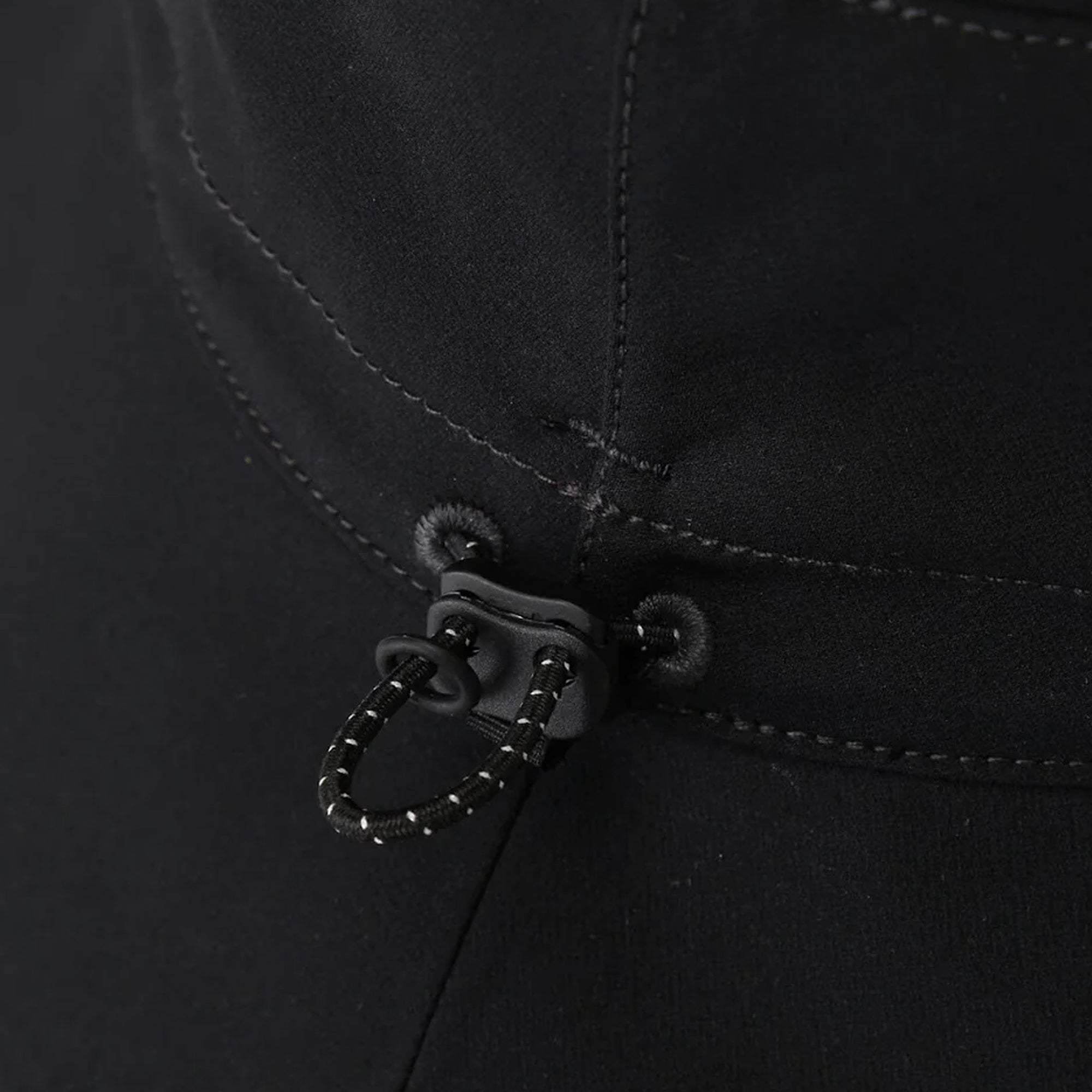 and wander Tech Hat Black