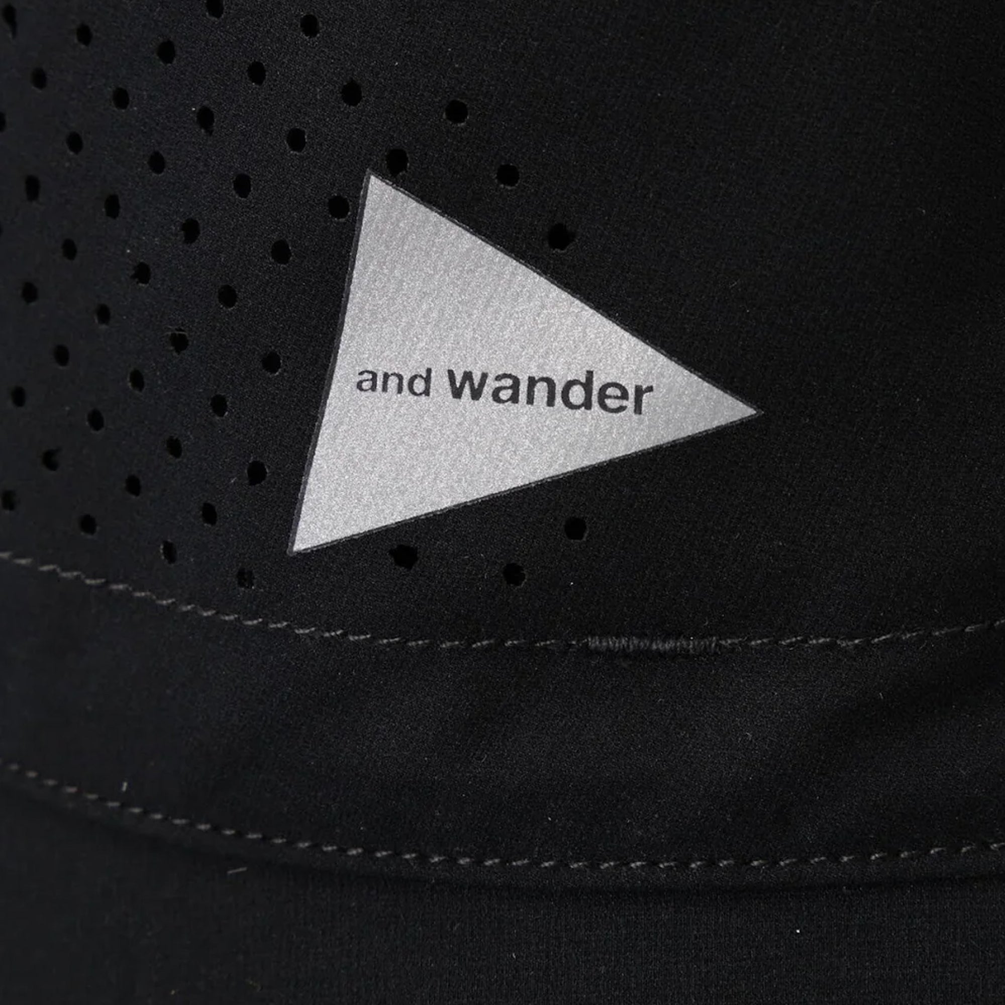 and wander Tech Hat Black