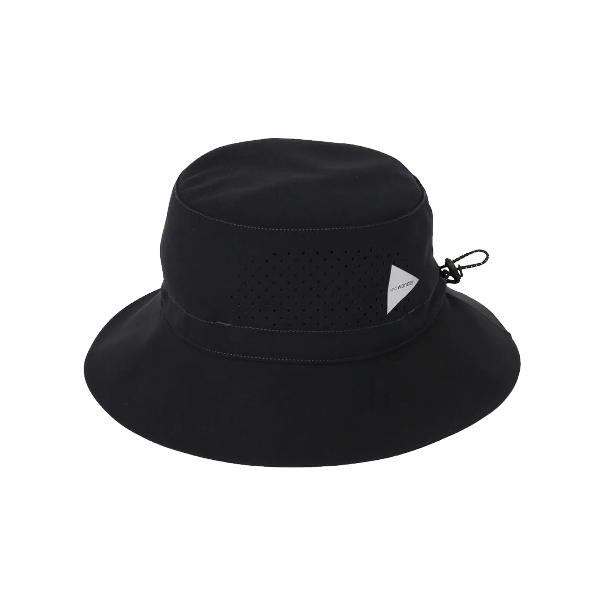 and wander Tech Hat Black