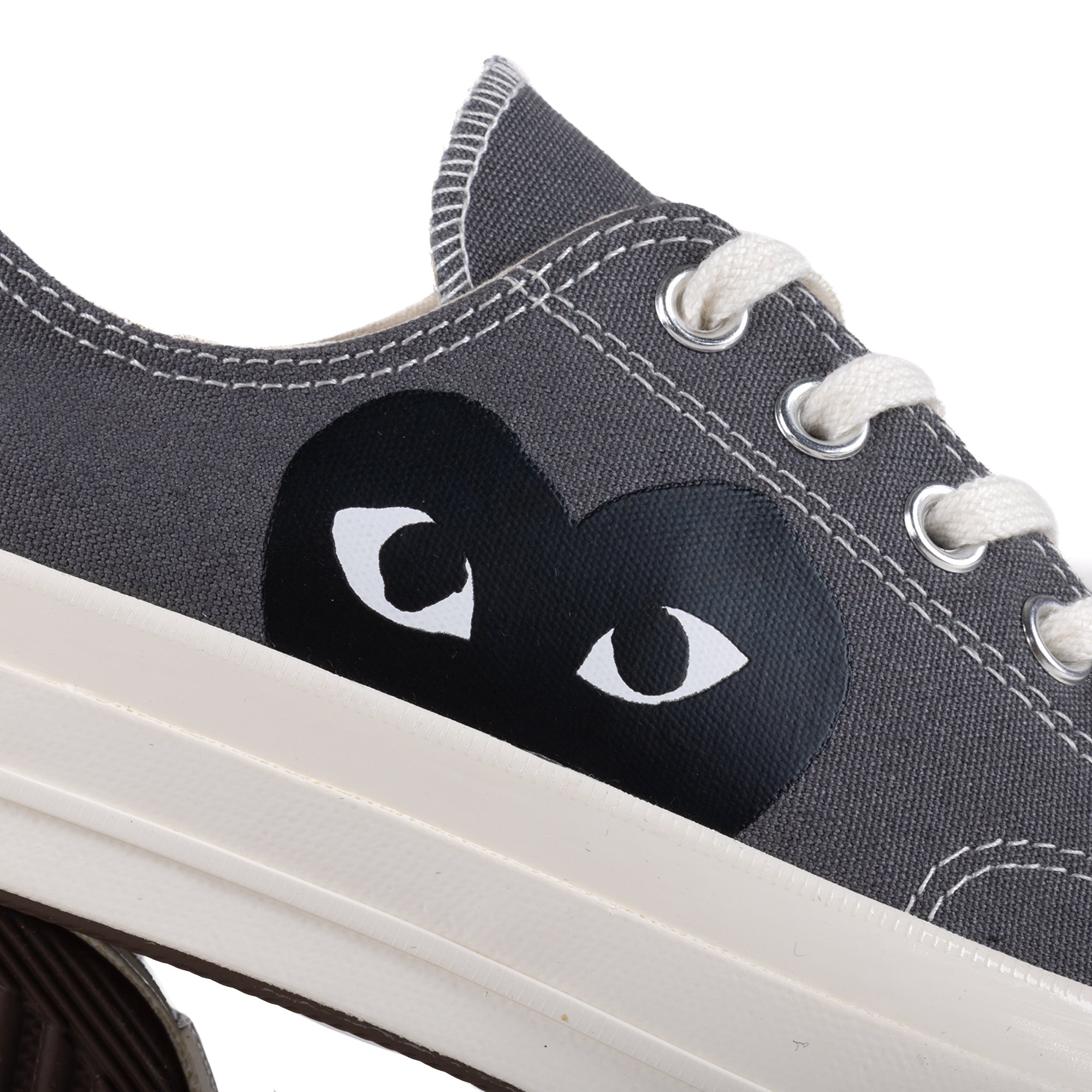 Comme Des Garcons Play x Converse CT70 Black Heart Low Top Sneakers Grey AZ-K121-001