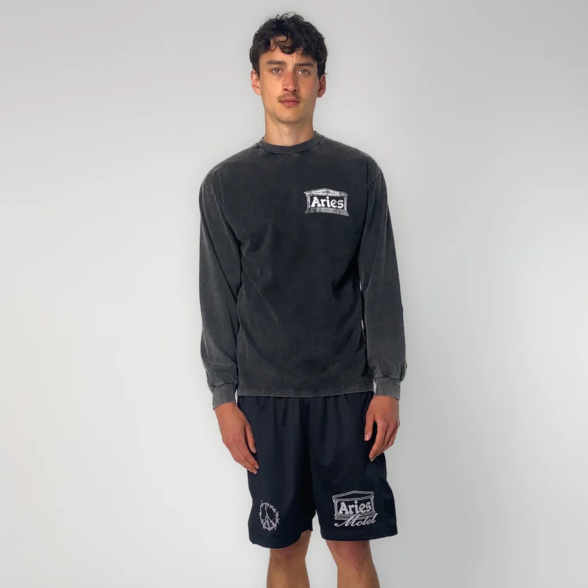 Aries Ancient Temple Long Sleeve Tee Black AR6014103