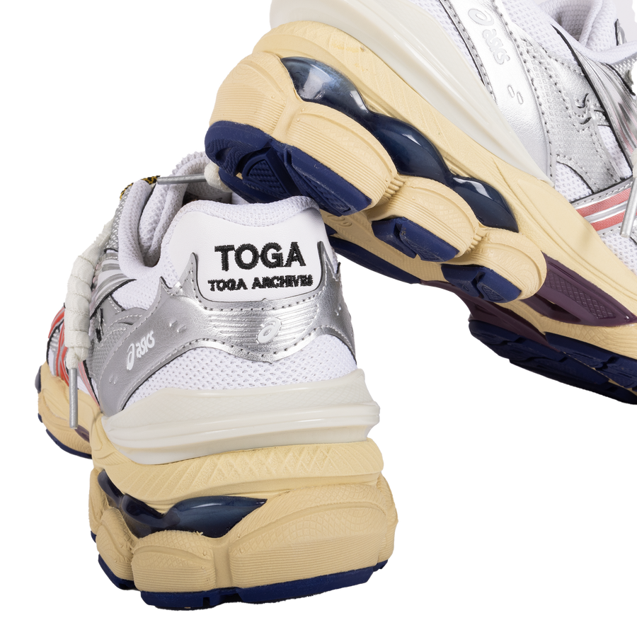 Asics x Toga Gel-Cumulus 16 TG White/Red/Pure Silver 1203B115.100