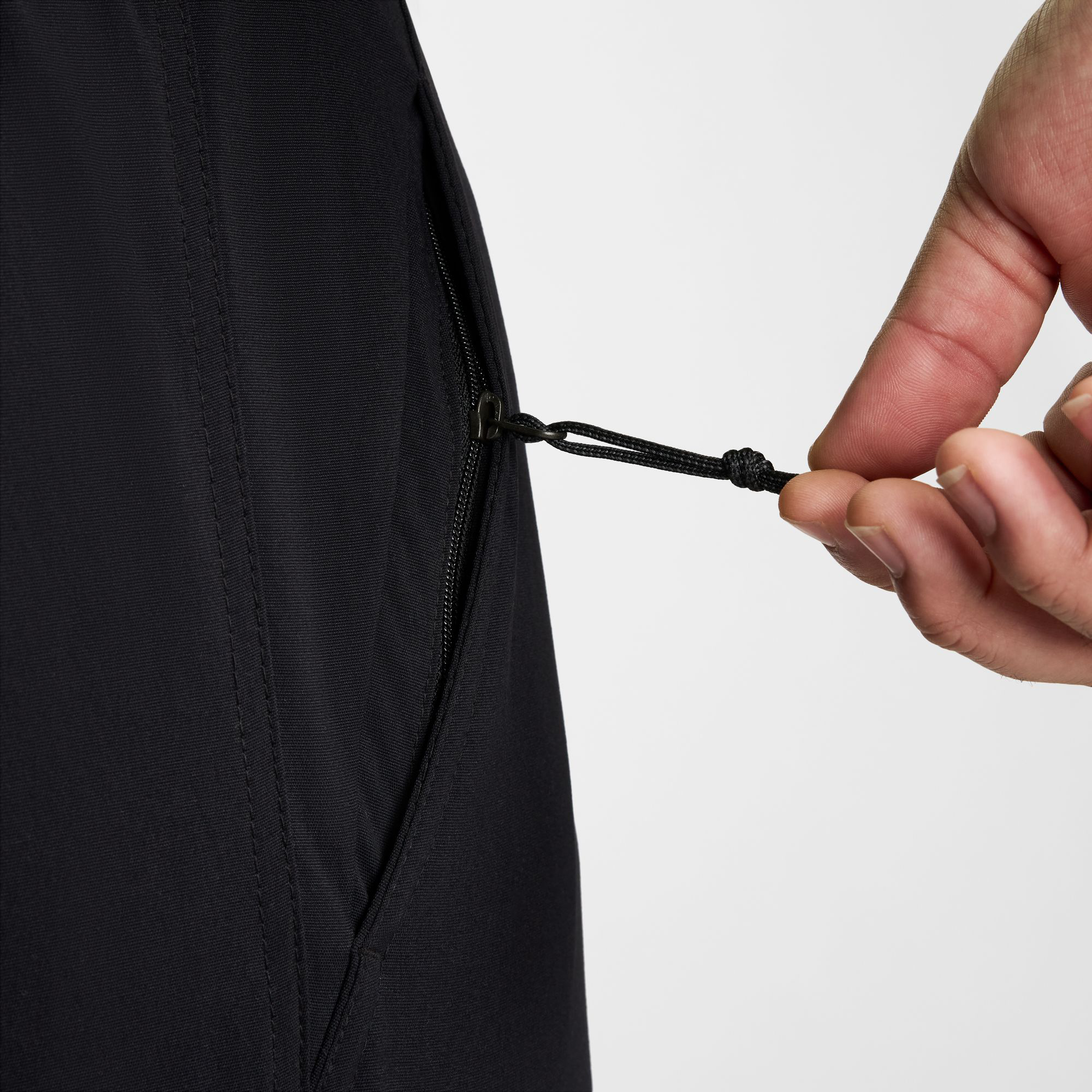 Nike ACG UV Hiking Pants Black/Anthracite/Summit White FN2450-010