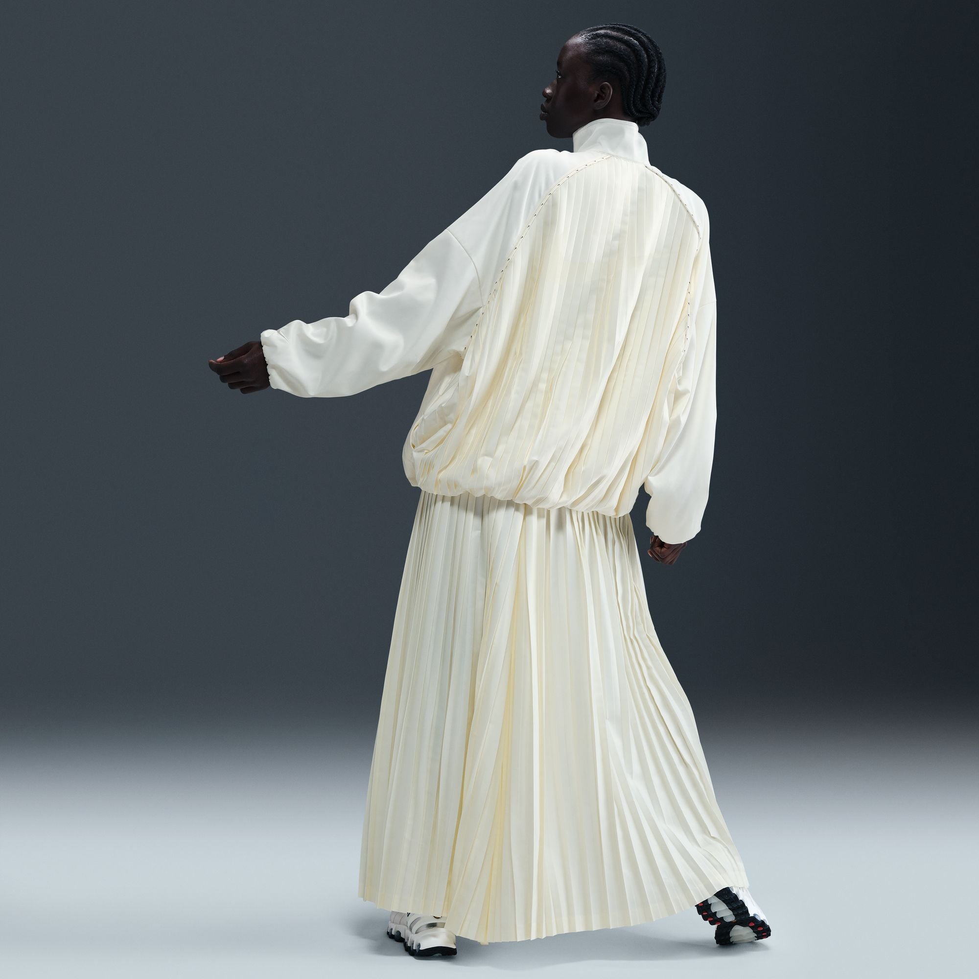 Nike Women's Sportswear Collection Pleated Track Pants Sail/Black HJ0520-133