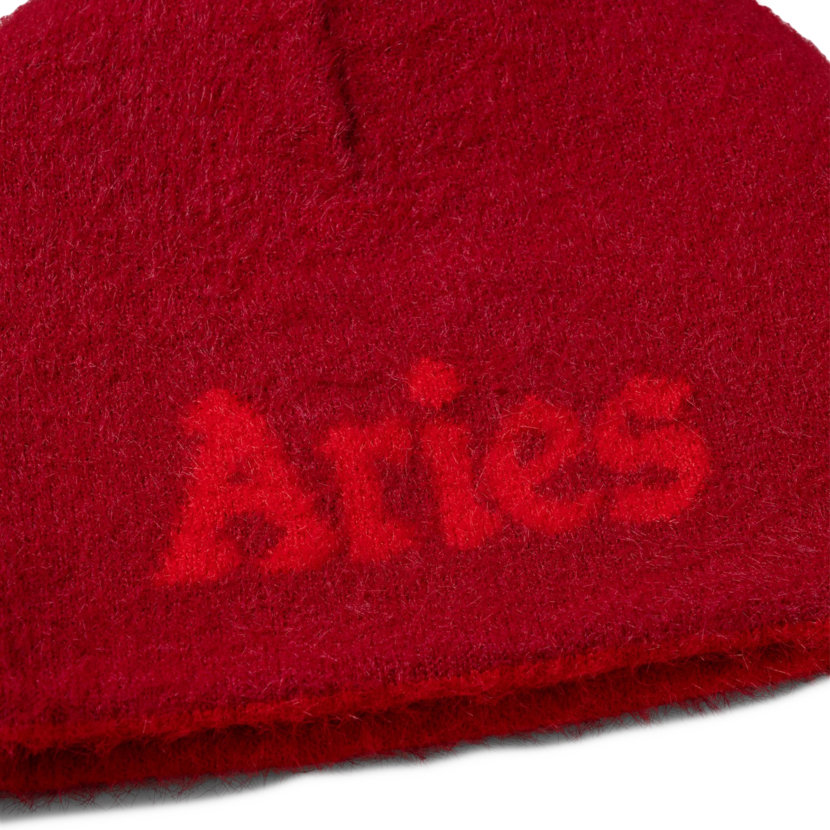 Aries Fluffy Reversible Skull Beanie Red