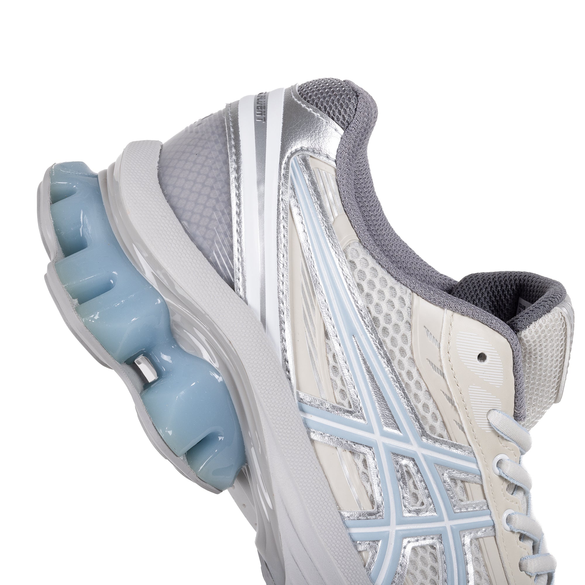 Asics x emmi Gel-Kinetic Fluent Cream/Soft Sky 1203A958.100