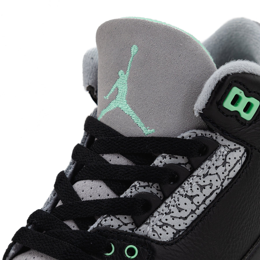 Nike Air Jordan 3 Retro "Green Glow" CT8532-031