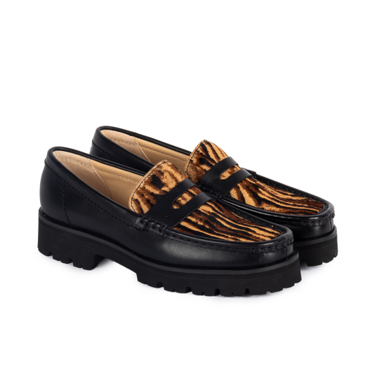 Clarks Originals Women's Yukoner Penny Black Animal Print 26186570