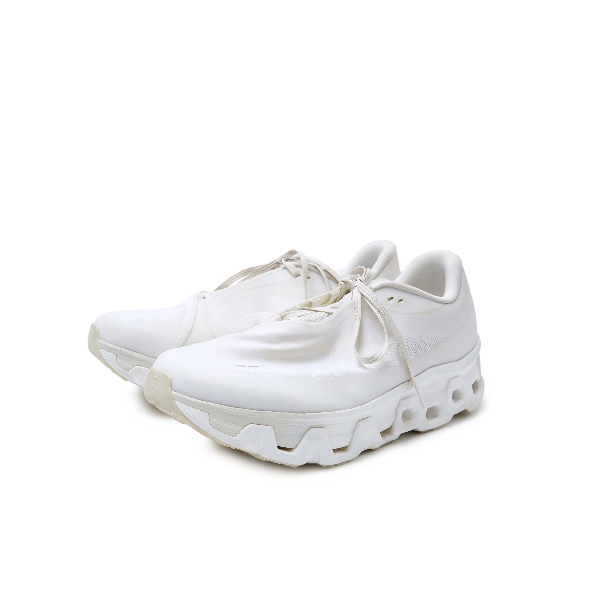 On x Post Archive Faction Cloudmonster Hyper White/White