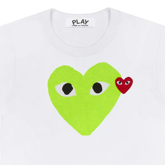 Comme Des Garcons PLAY T-Shirt Red Emblem Red Heart Green AX-T106-051