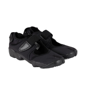 Nike Women's Air Rift Breathe Black/Black/White DN1338-004