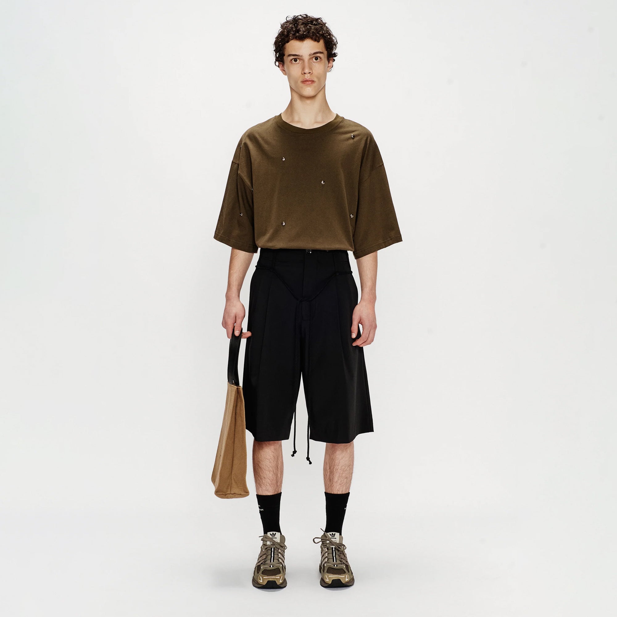 Song For The Mute Double Pleated Shorts Black 251_MST048_POLYBLK