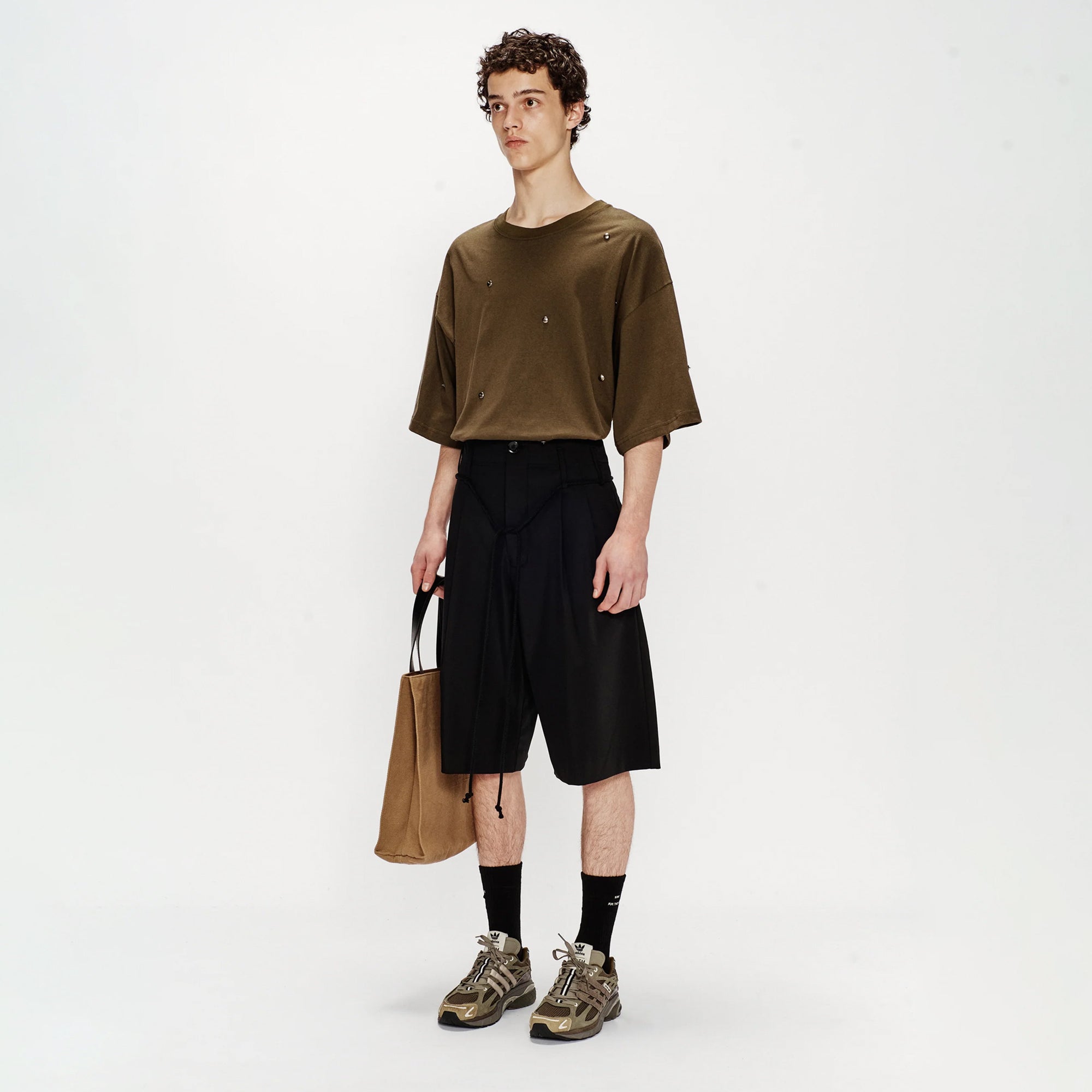 Song For The Mute Double Pleated Shorts Black 251_MST048_POLYBLK