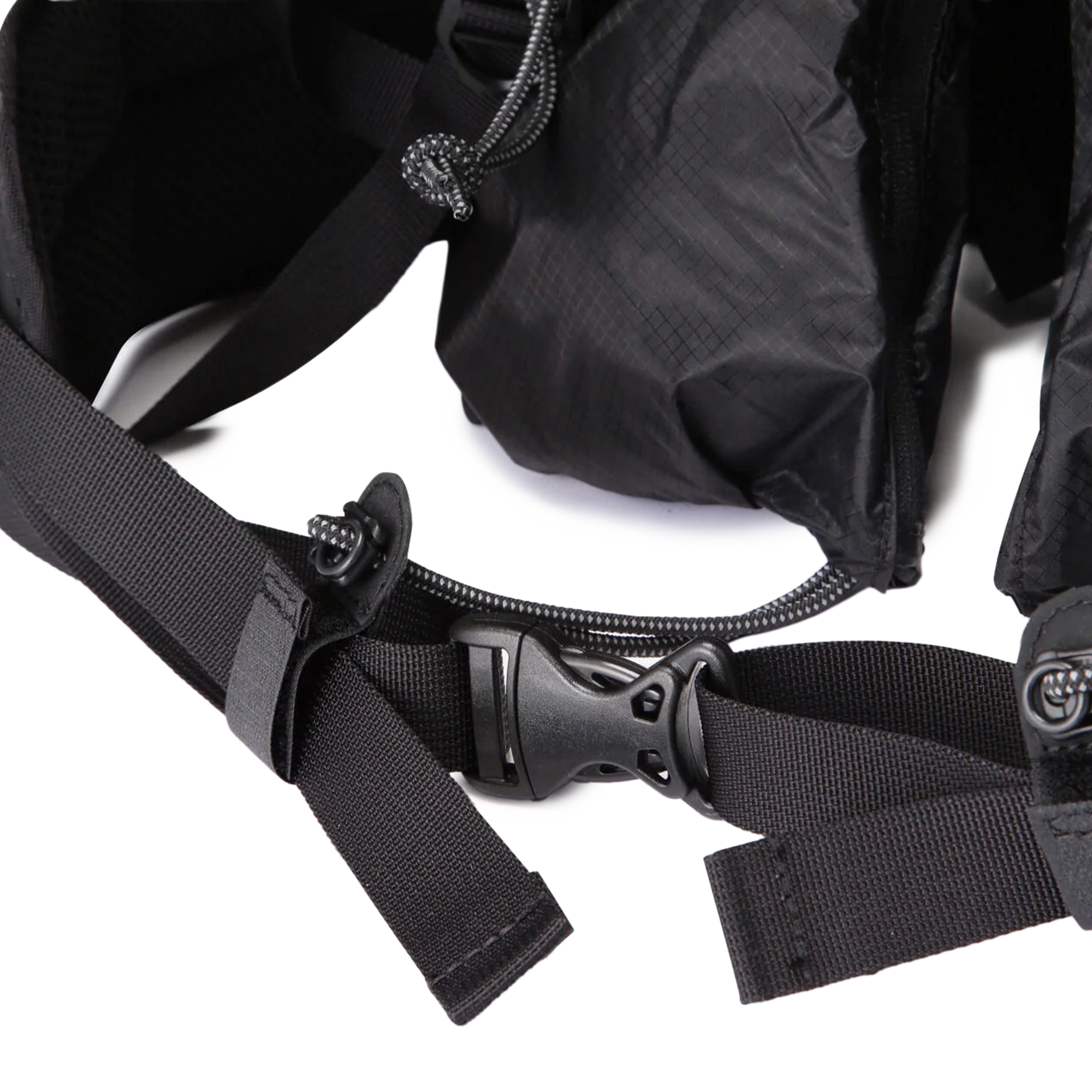 and wander Ecopak 40L Backpack Black