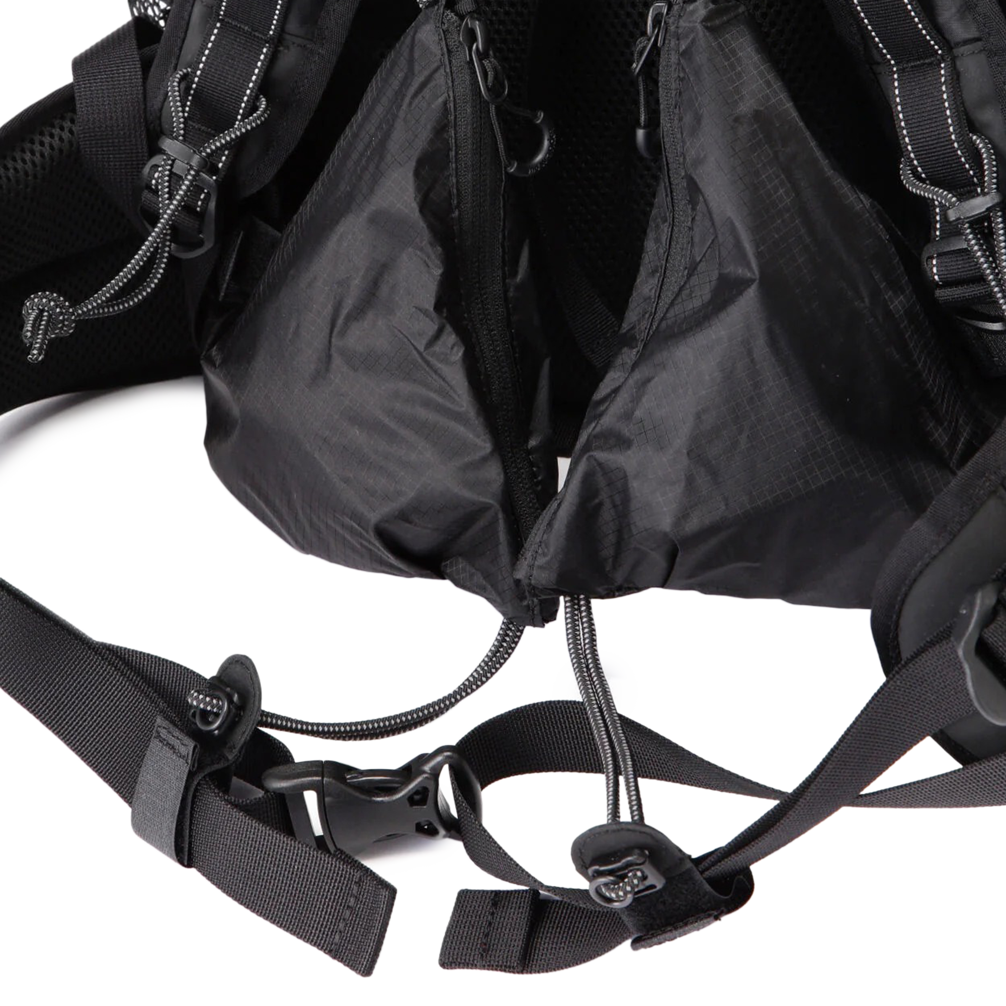 and wander Ecopak 40L Backpack Black