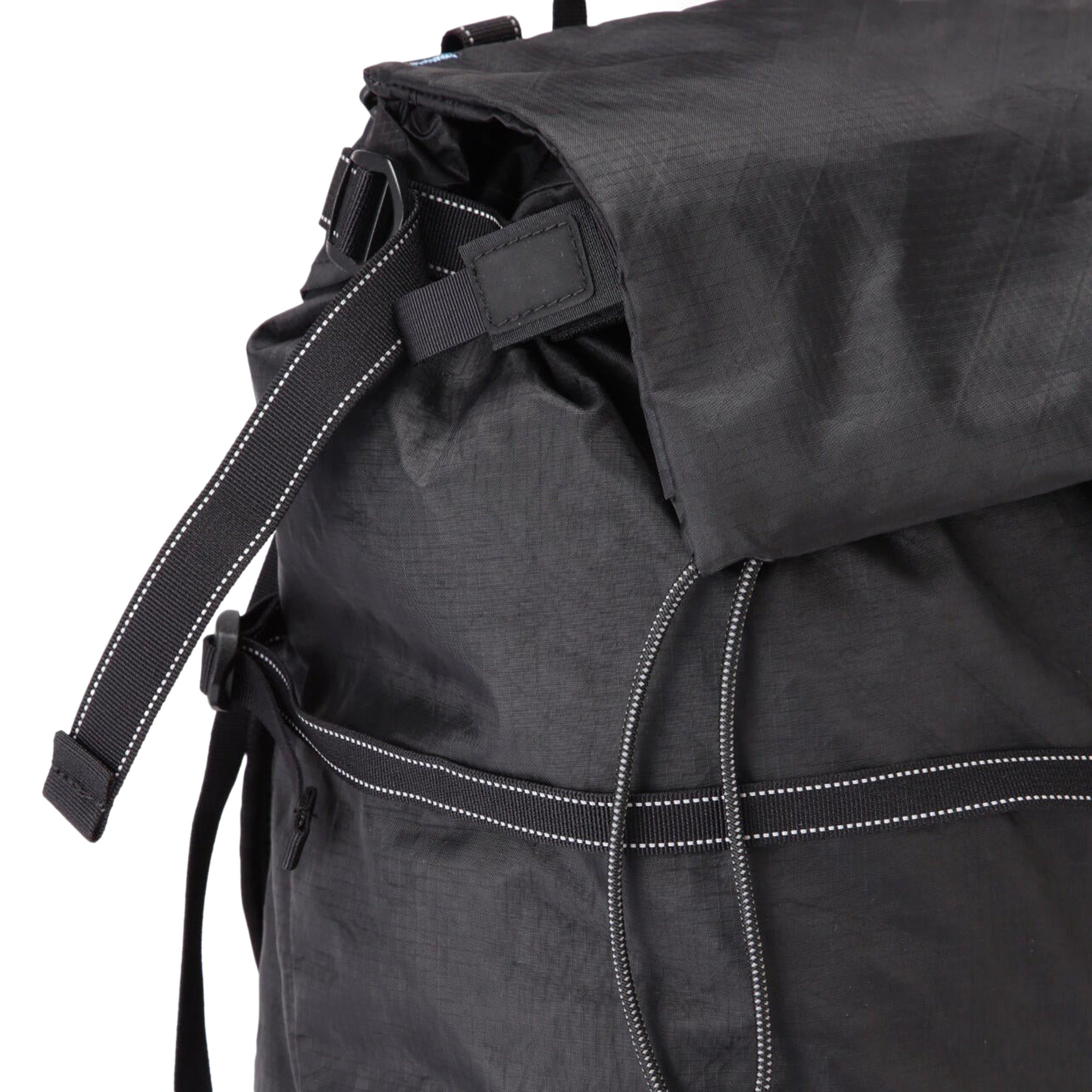 and wander Ecopak 40L Backpack Black