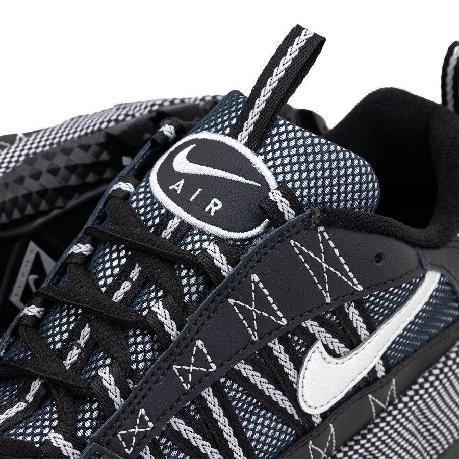 Nike | Air Humara | "Black & Metallic Silver" | FJ7098-002