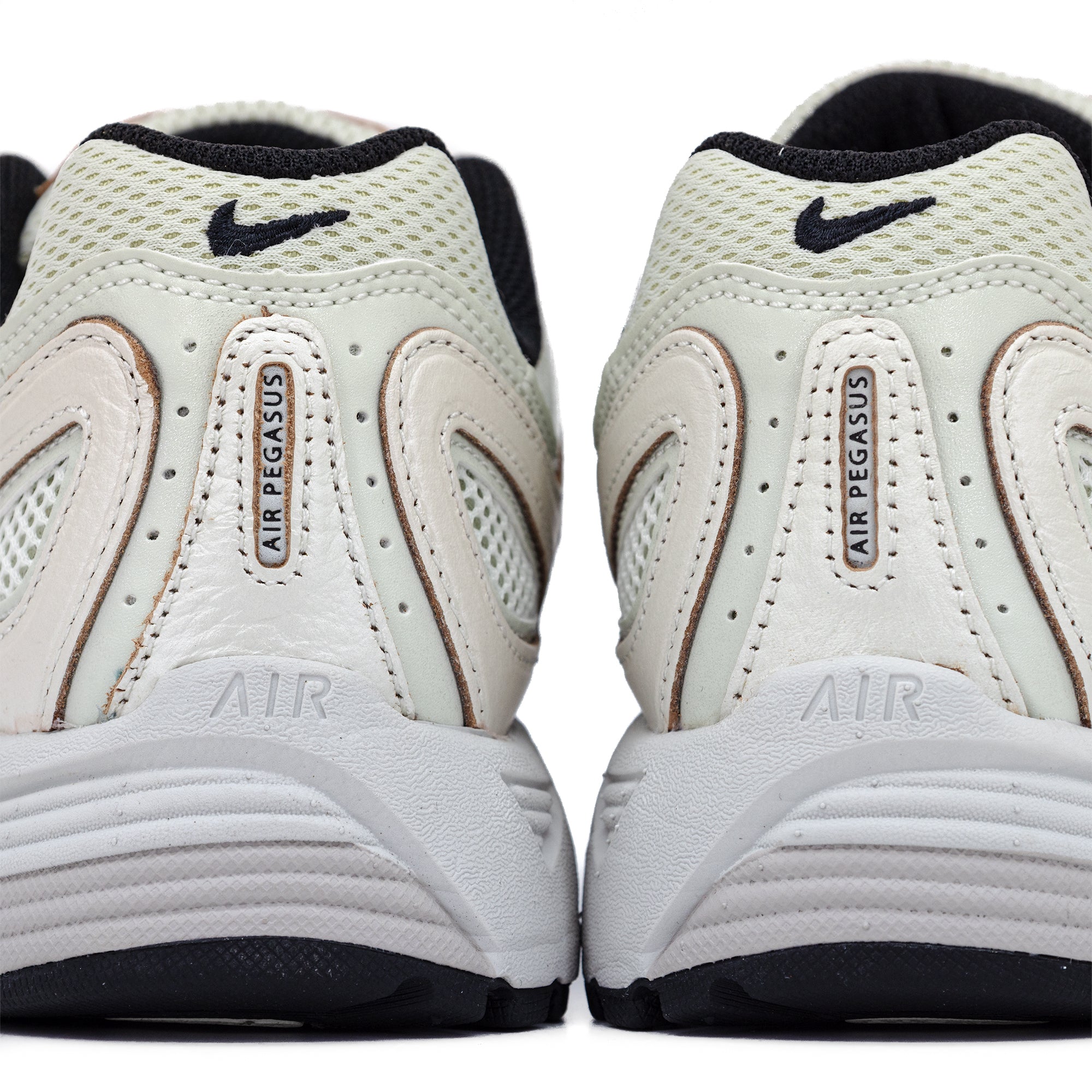 Nike Women's Air Pegasus 2005 Sea Glass/Chrome/Phantom/Olive Aura FQ3571-001