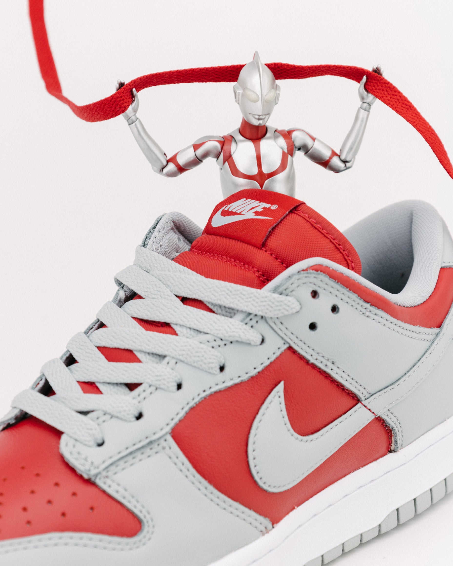 Nike Dunk Low "Ultraman" Varsity Red/Silver/White FQ6965-600