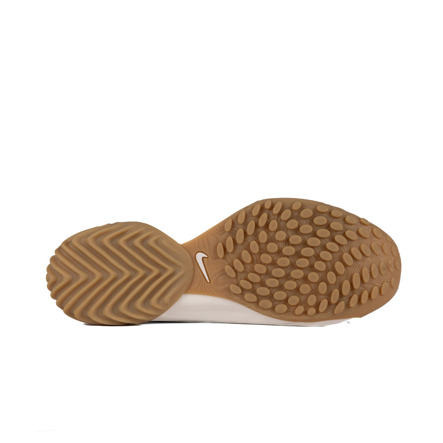 Nike Women's Astra Ultra Sail/Metallic Silver/Gum Light Brown FZ5778-101