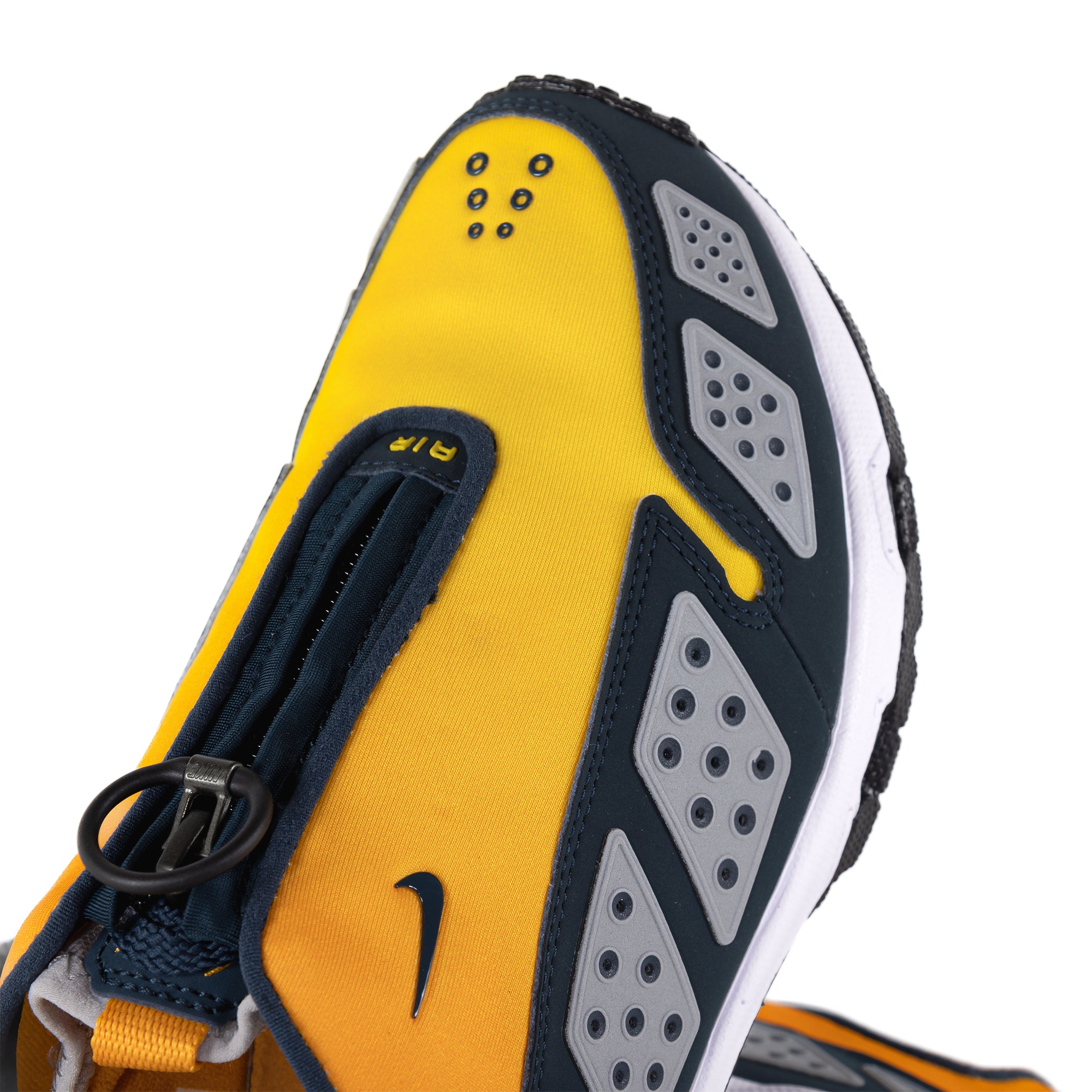 Nike Women's Air Max SNDR Canyon Gold/Deep Ocean/Lt Smoke Grey HJ8080-700