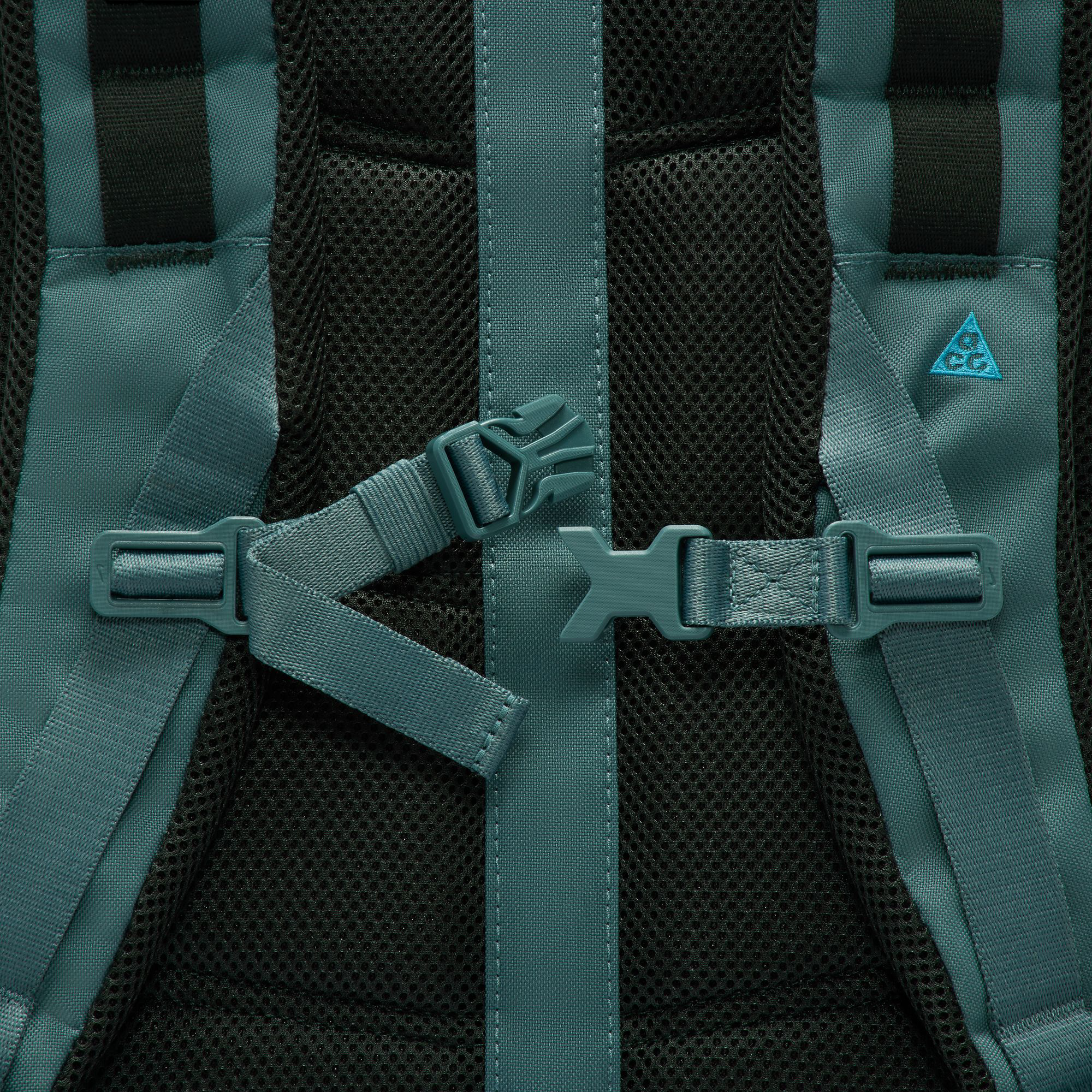 Nike ACG "DAYMAX" Backpack (25L) Mineral Slate/Black Spruce/Baltic Blue HJ8178-382