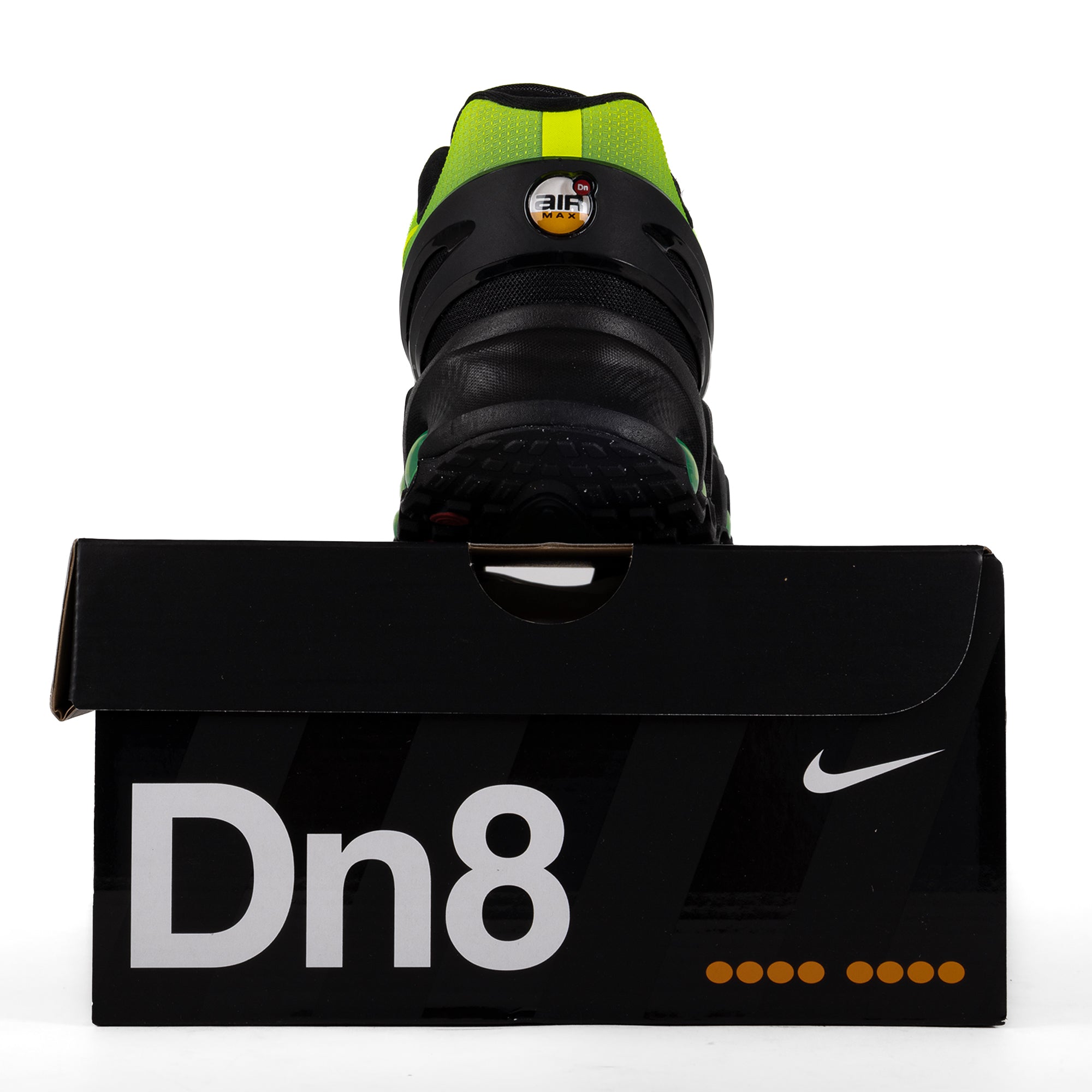 Nike Air Max DN8 AMD Black/Black/Green Strike/Volight HQ4681-010