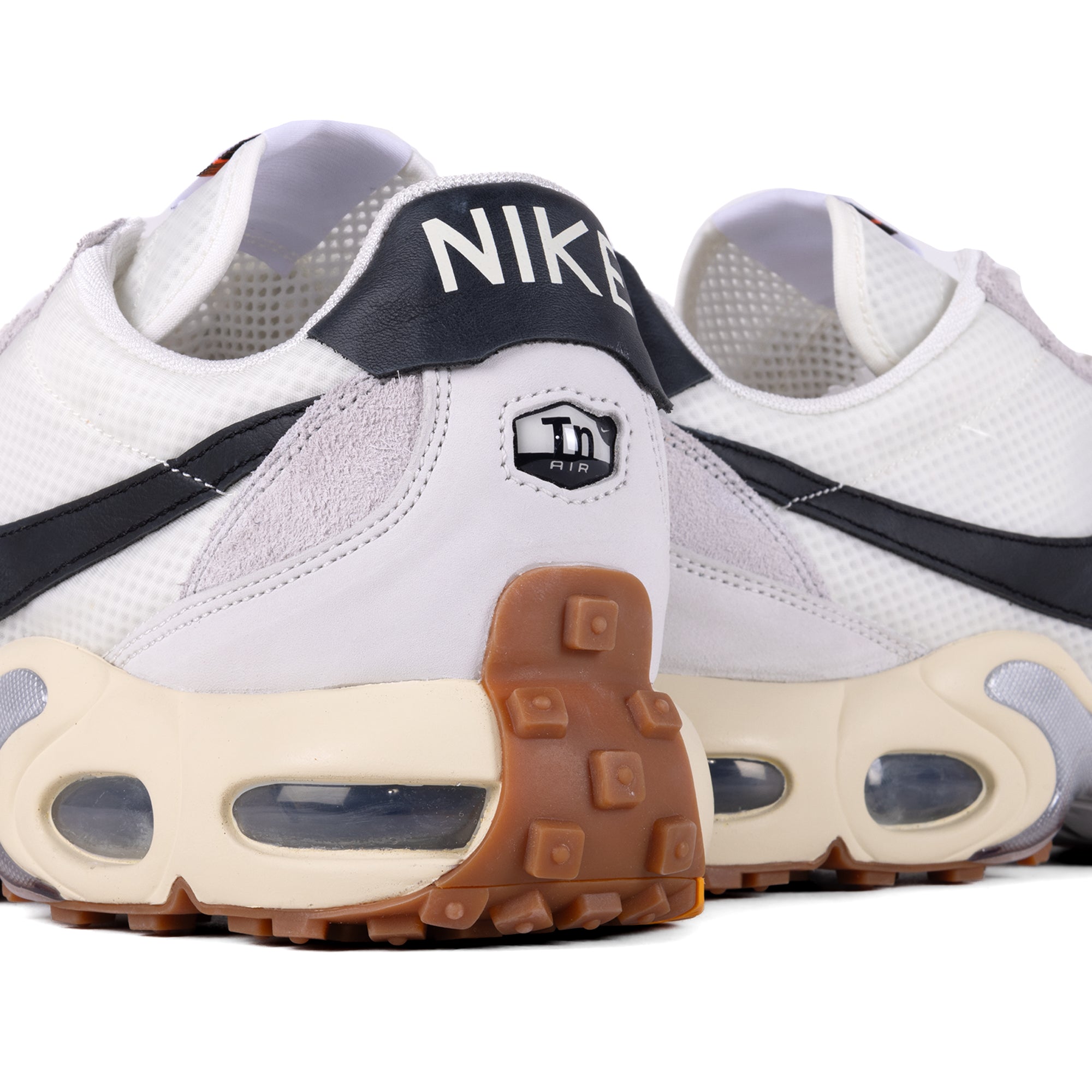 Nike Air Max Waffle SP 2 Sail/Black/Gum Med Brown/Neutral Grey IB3656-100