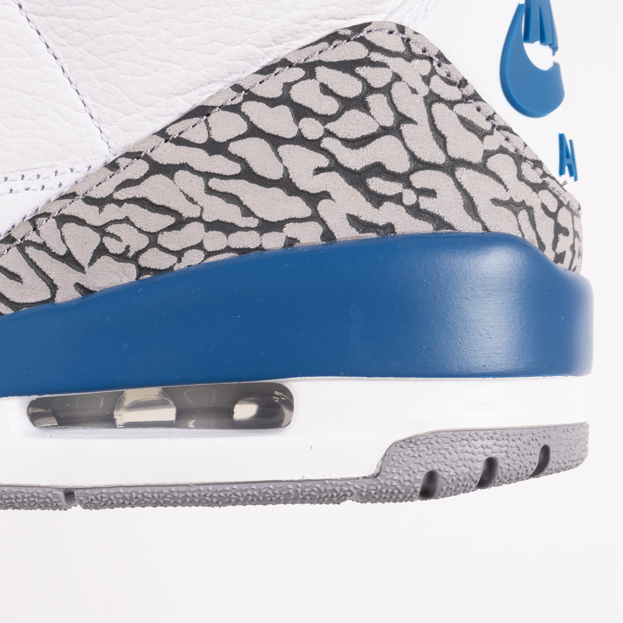 Nike Air Jordan 3 Retro "True Blue" White/Multi/Color IF4396-104