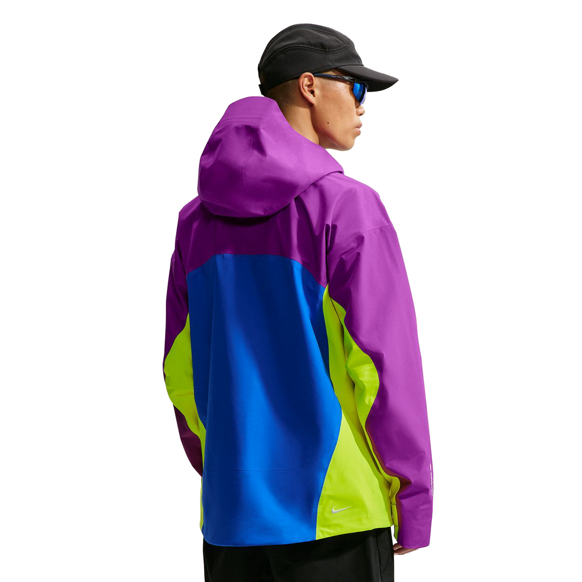 Nike ACG "Misery Ridge" Storm-FIT ADV GORE-TEX Jacket Bold Berry/Hyper Royal/St Wht IM4241-505
