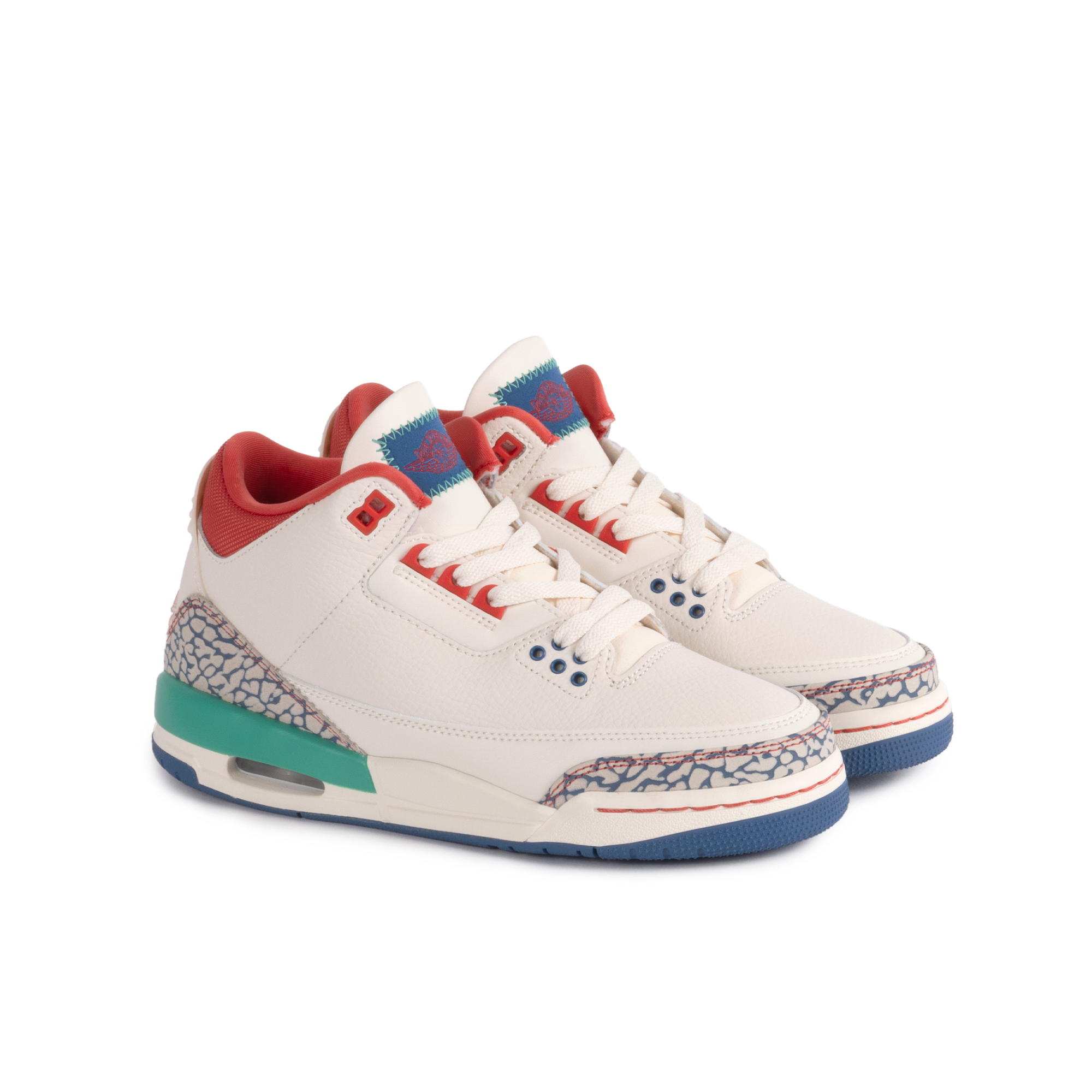 Nike Air Jordan 3 Retro "Play Your Way" (GS) Chalk/Track Red/T Blue/Kinetic Green IO2076-100
