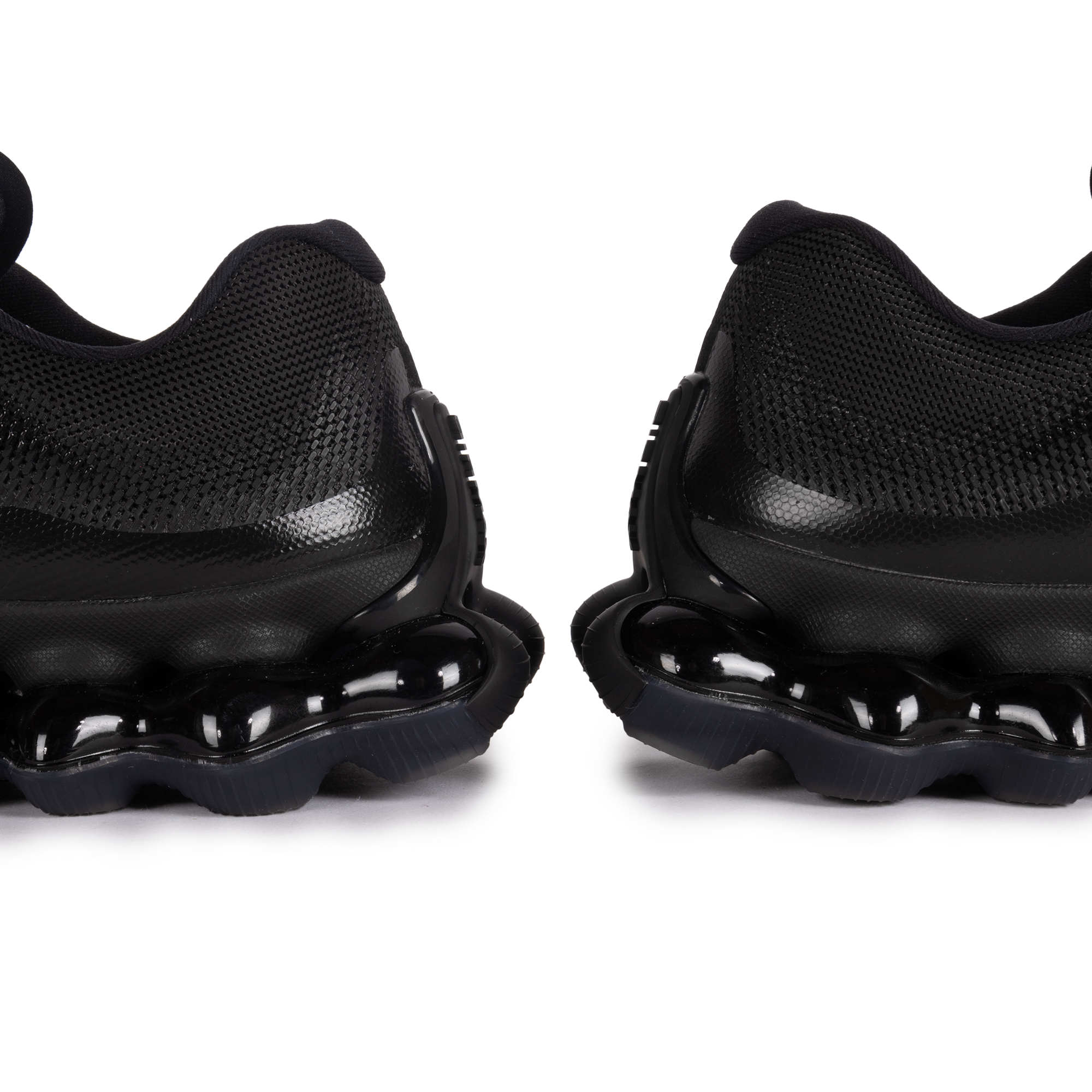 Nike Air Liquid Max Black/Black/Black/Clear IQ7634-003