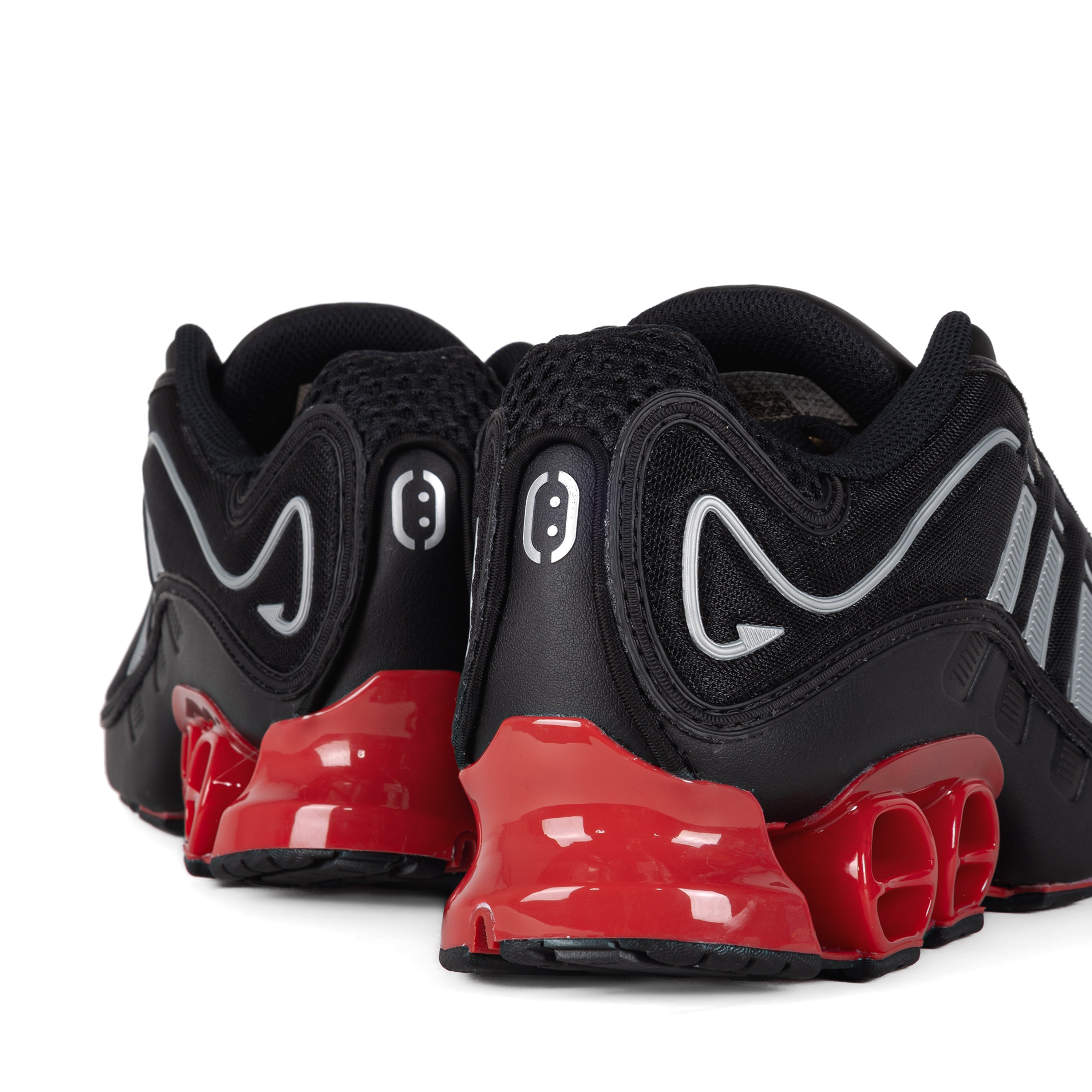 adidas Megaride O1 Cblack/Betsca/Carbon JH7925