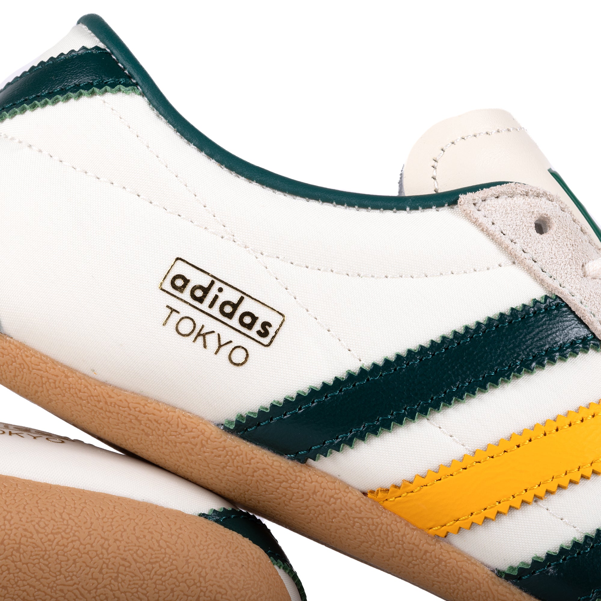 adidas Women's Tokyo Crewht/Cgreen/Gum3 JQ0586