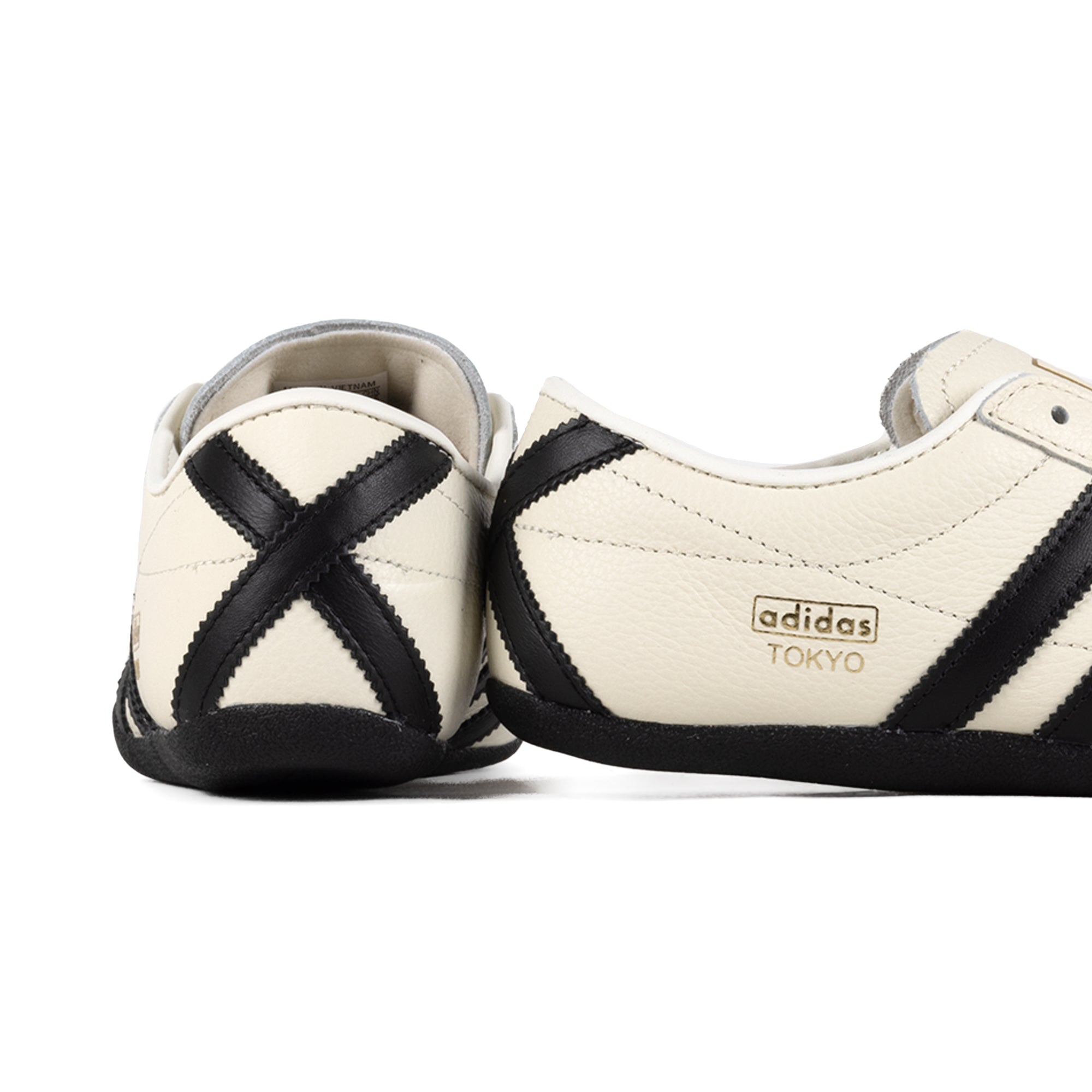 adidas Women's Tokyo Owhite/Cblack/Goldmt JQ0597