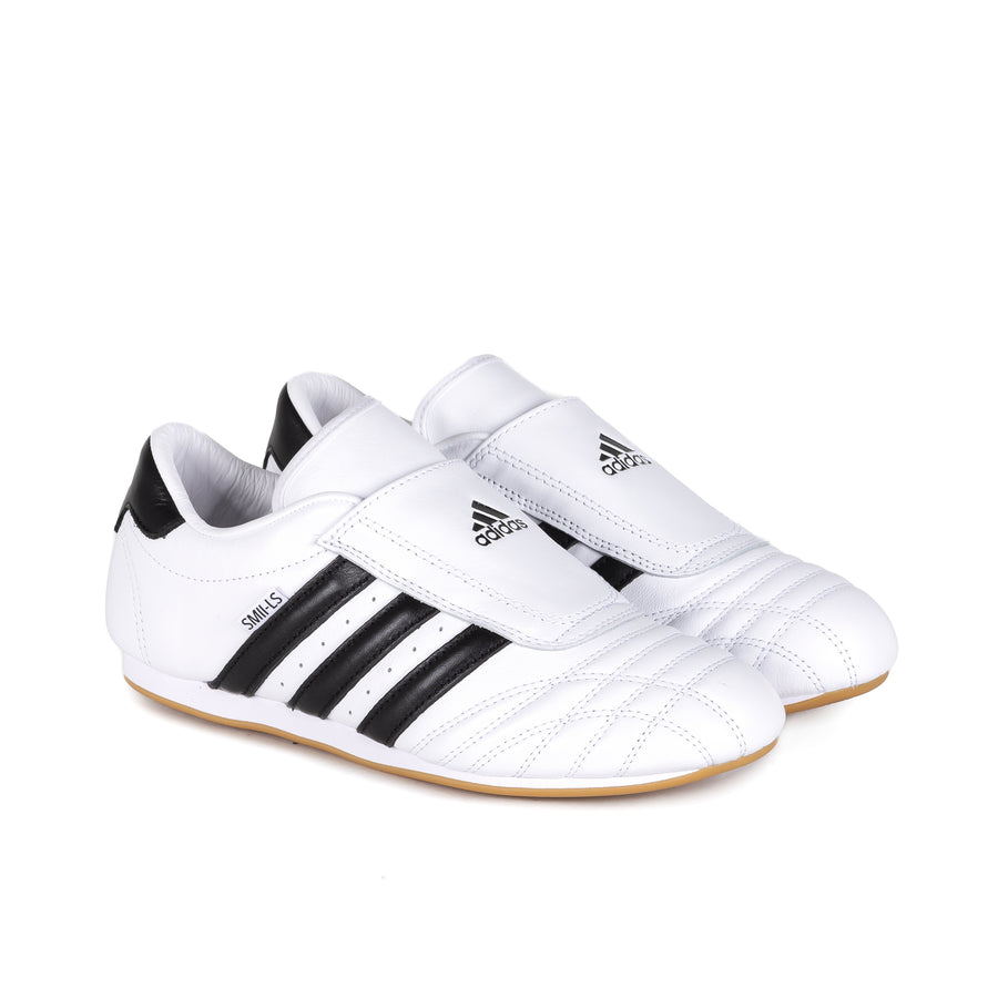 adidas Women's Taekwondo W Ftwwht/Cblack/Gum3 JQ4774