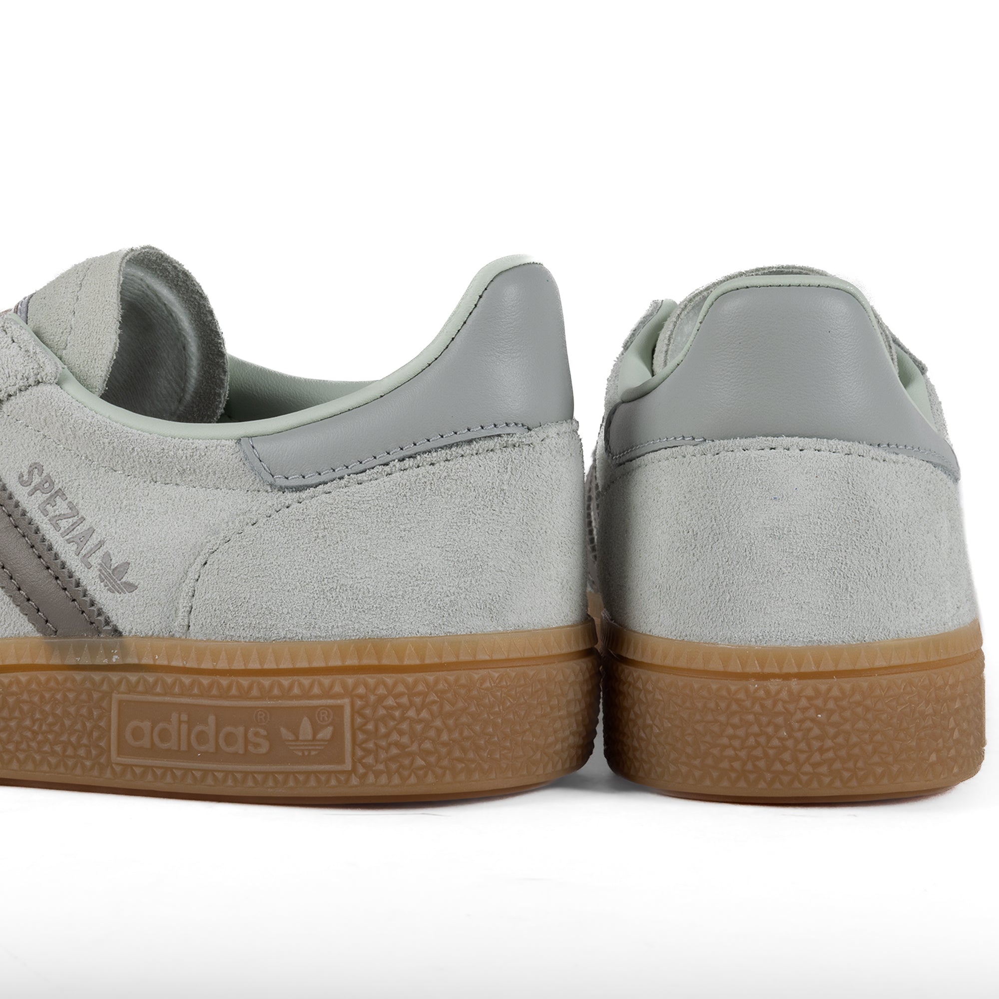 adidas Women's Handball Spezial Lingrn/Silpeb/Wonsil JR3628