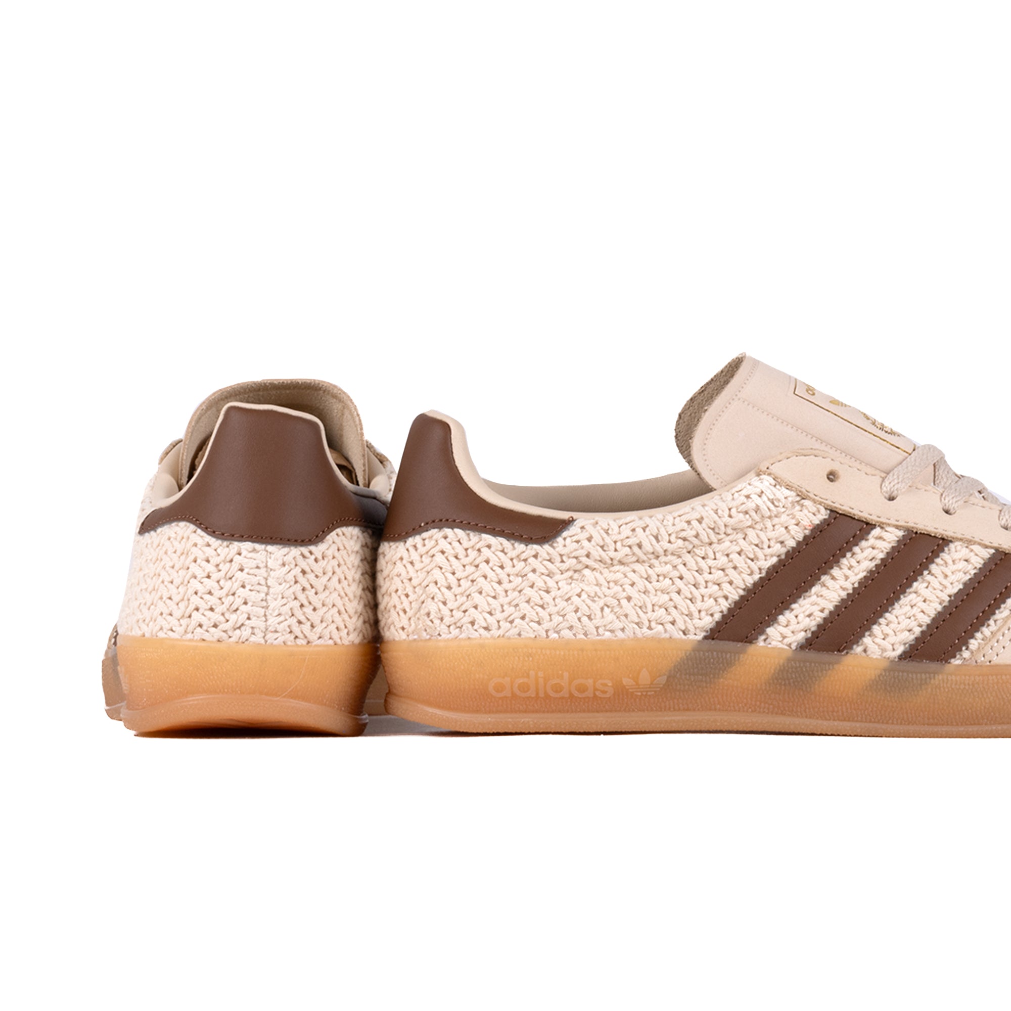 adidas Women's Gazelle Indoor Sanstr/Prebrn/Gum3 JS1418