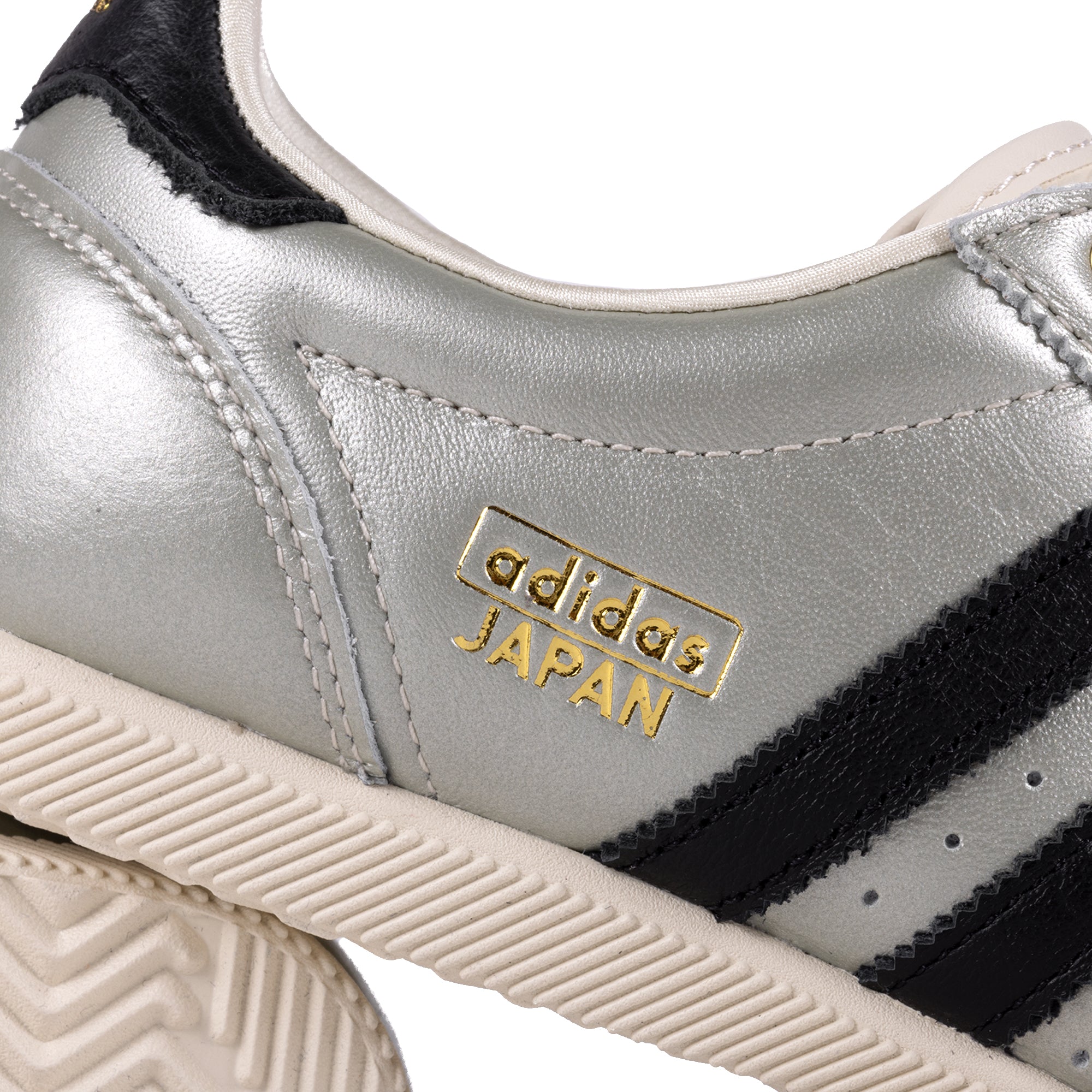 adidas Women's Japan Alumin/Cblack/Crewht JS4015