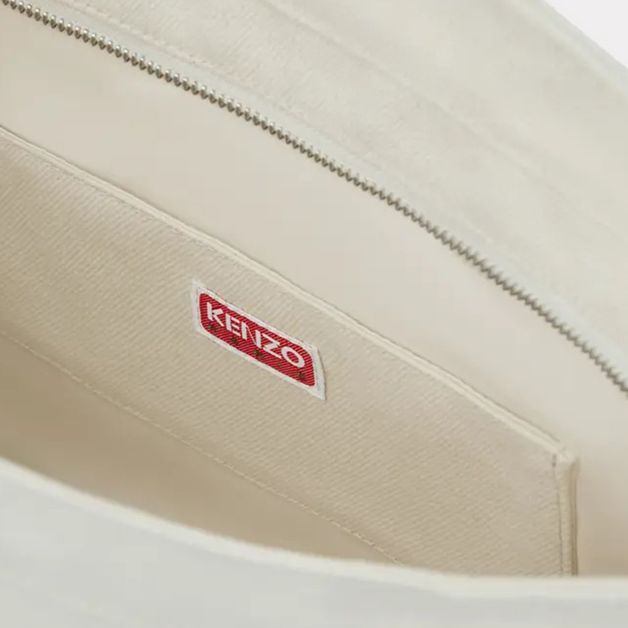 Kenzo x Futura 2000 Large Crossbody Bag Ecru FF68SA919F36.03