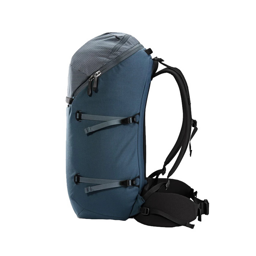 Arc'teryx | Konseal 40 Backpack | Neptune | L07811400