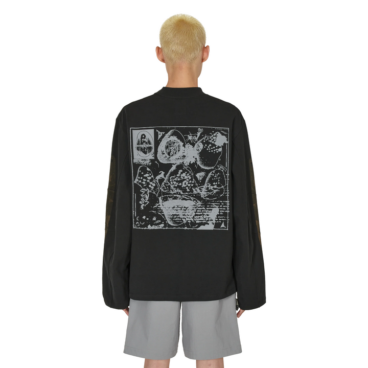 ROA Longsleeve Graphic T-Shirt Black